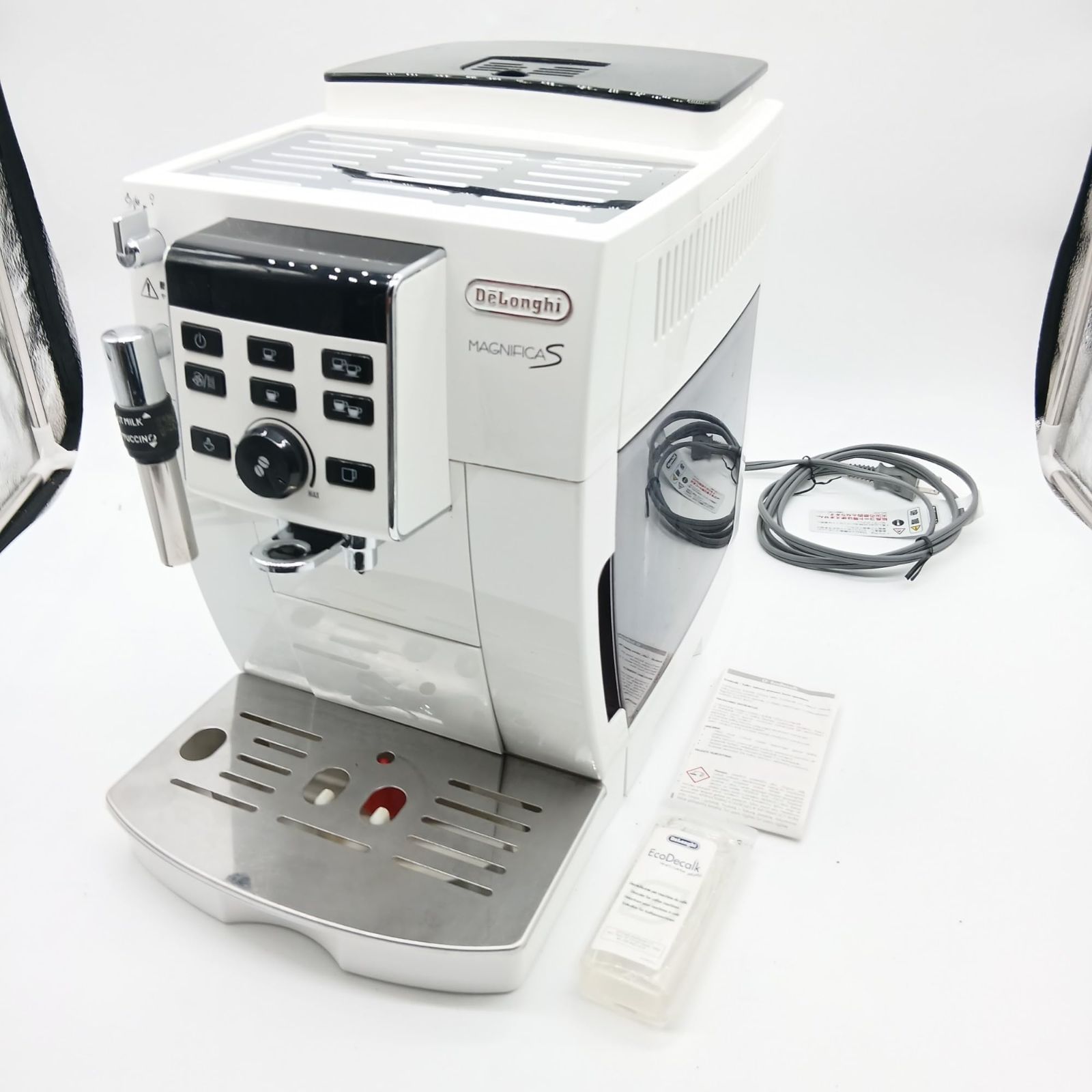 No 4314 De Longhi デロンギ 全自動コーヒーマシン マグニフィカS コーヒーメーカー エスプレッソマシン 全3メニュー カフェジャポーネ搭載 豆から挽きたて 簡単お手入れ フロス調整ミルクフロッサー ホワイト