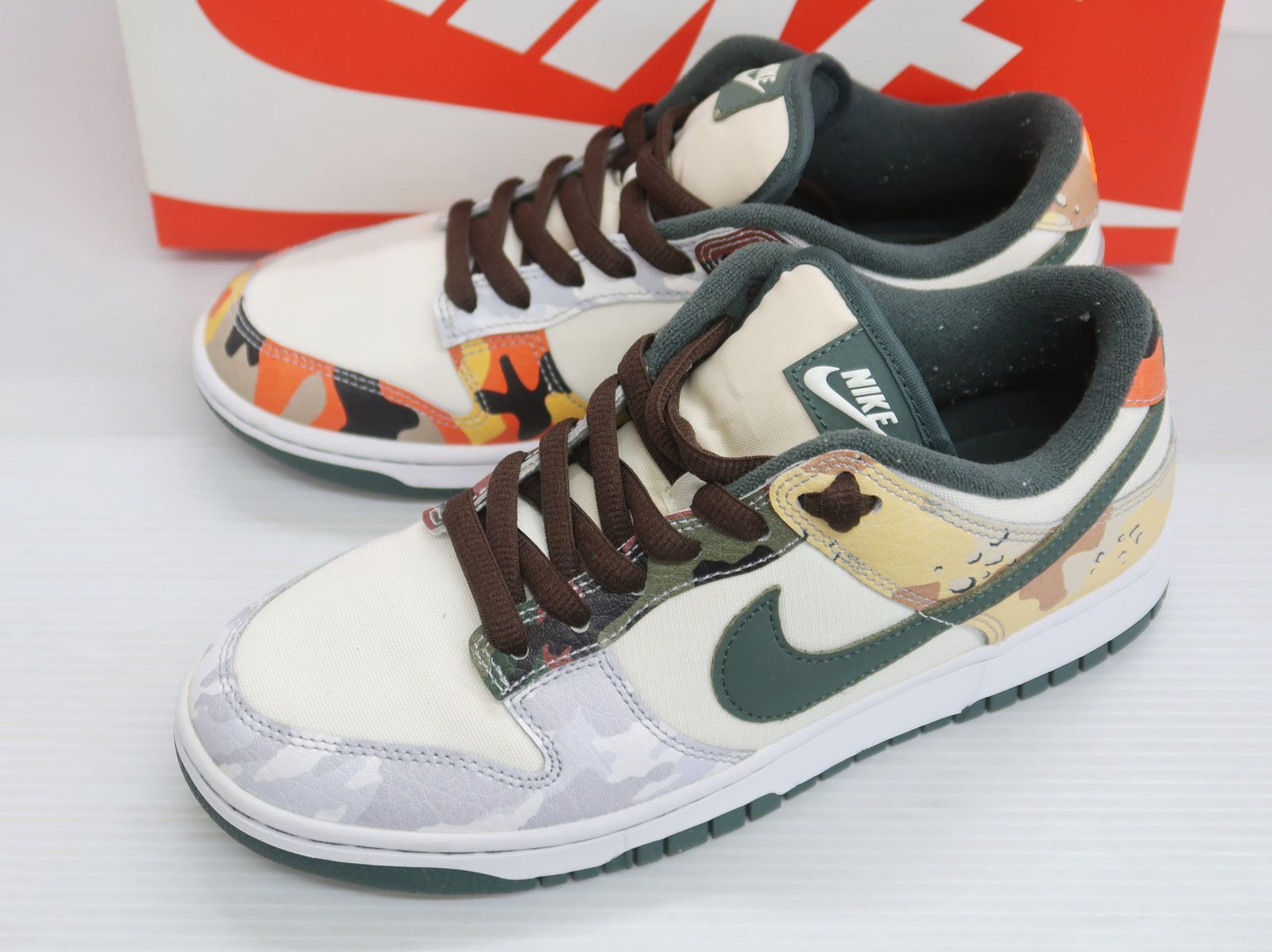 NIKE ナイキ DUNK LOW SE ダンク ロー マルチカモ DH 0957 100 スニーカー 25 5㎝