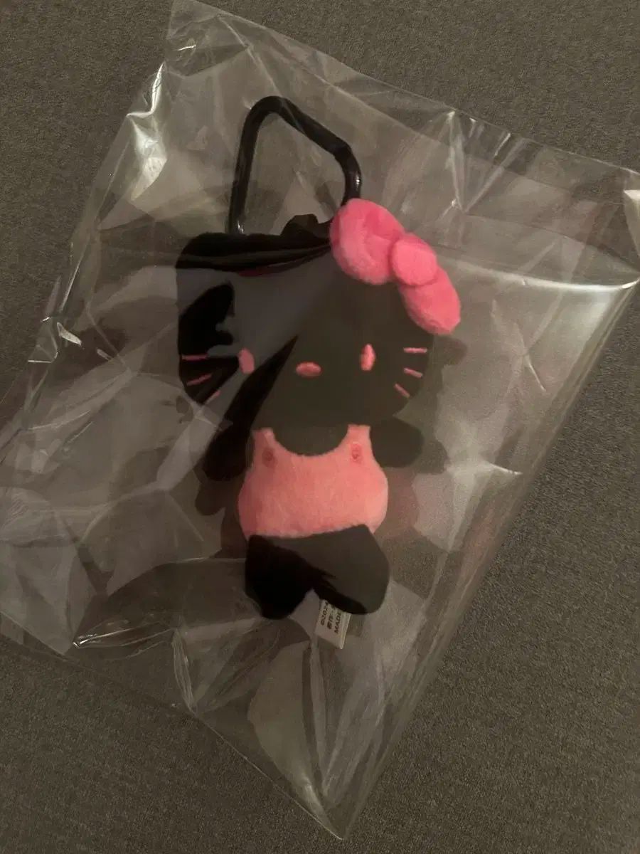 お得，人気セール ハローキティ ブラックハローキティ キーホルダー ぬいぐるみ その他