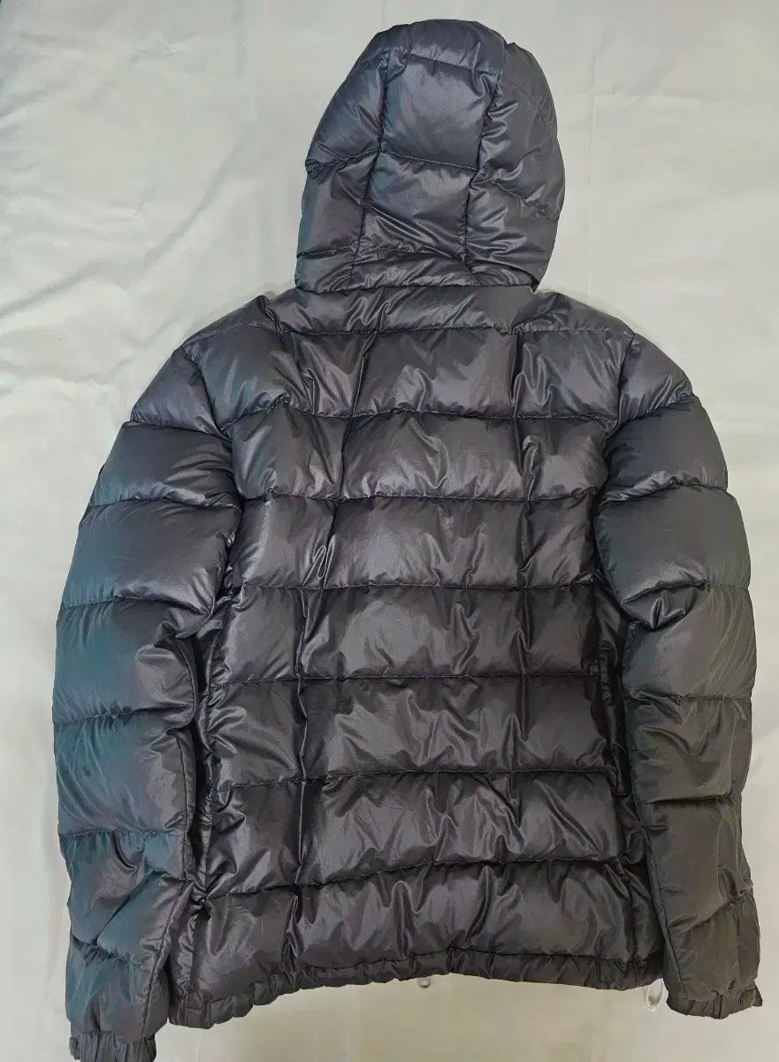 J.LINDEBERG J.リンドバーグ ダウン アウター グレー