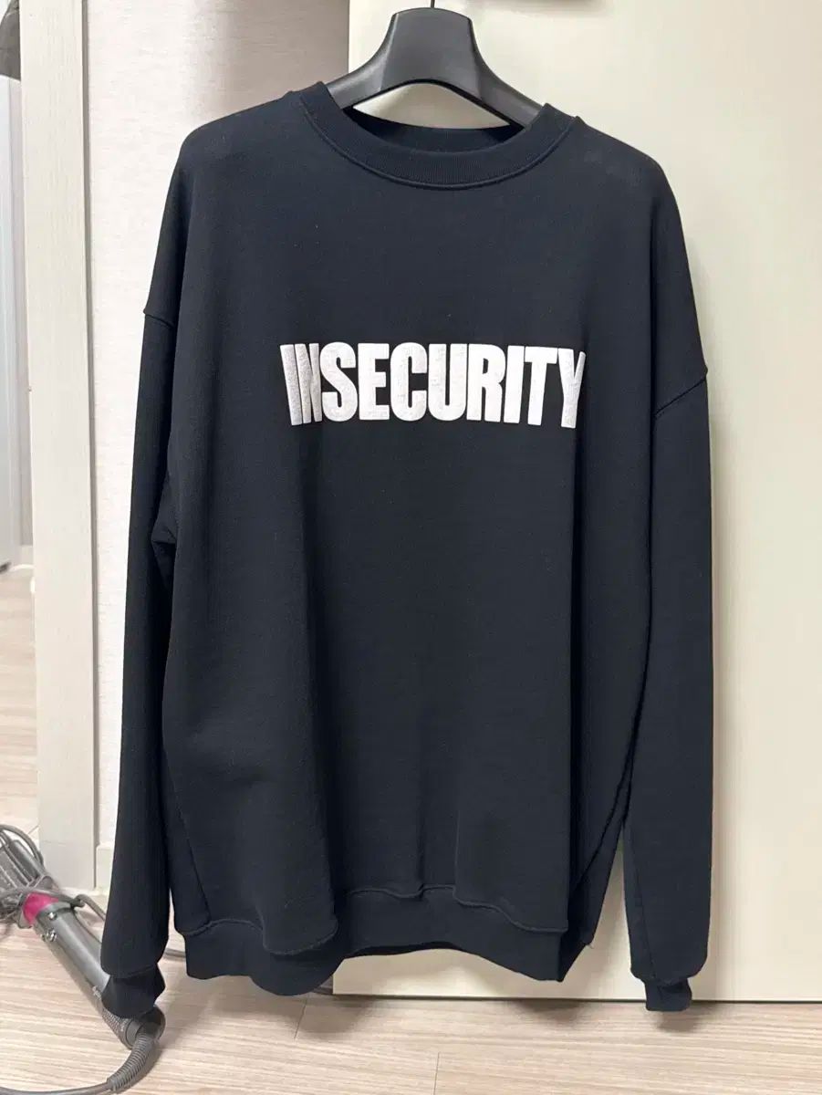 VETEMENTS IN CURETTY スウェット