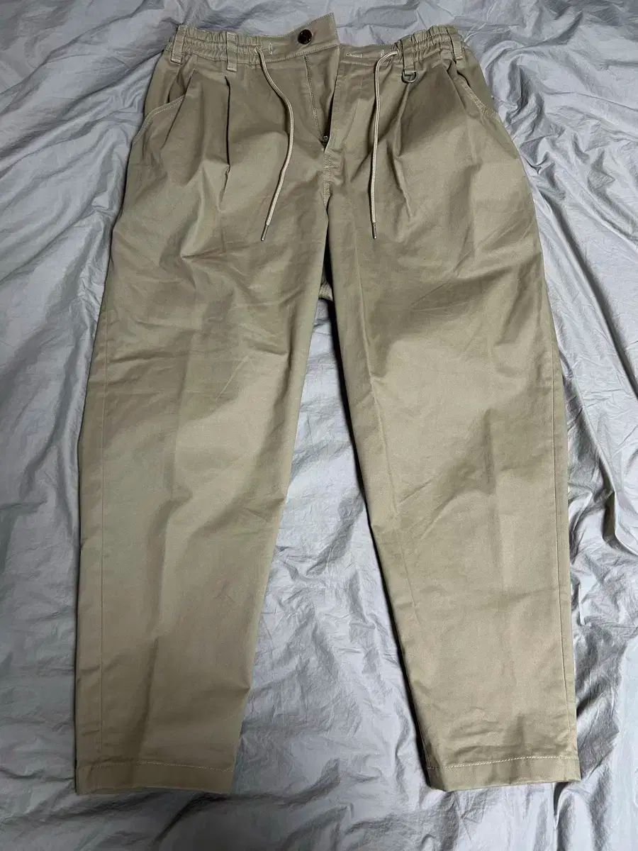 SONGZIO HOMME ソンジオ オム キャロット パンツ ベージュ 78サイズ ISTJ VENDING MACHINE Ver