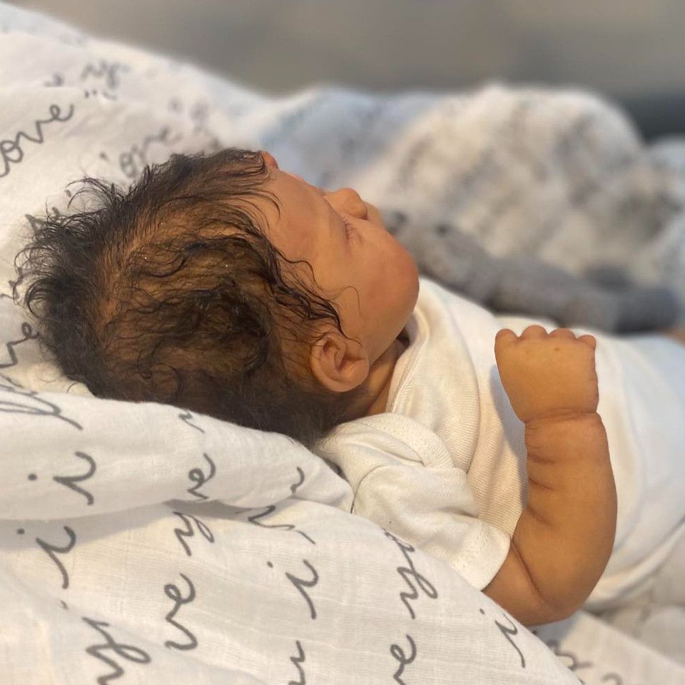 リアルなベビー人形 48 cm 19インチ リボーンベビードール フルビニール製 新生児 女の子 眠り顔 お風呂のおもちゃ 遊び相手 に