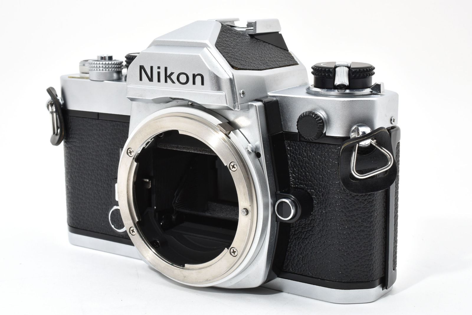 5454 Nikon FM SLR 35mm Film Camera Silver Tested New Seals ニコン MFフィルムカメラ