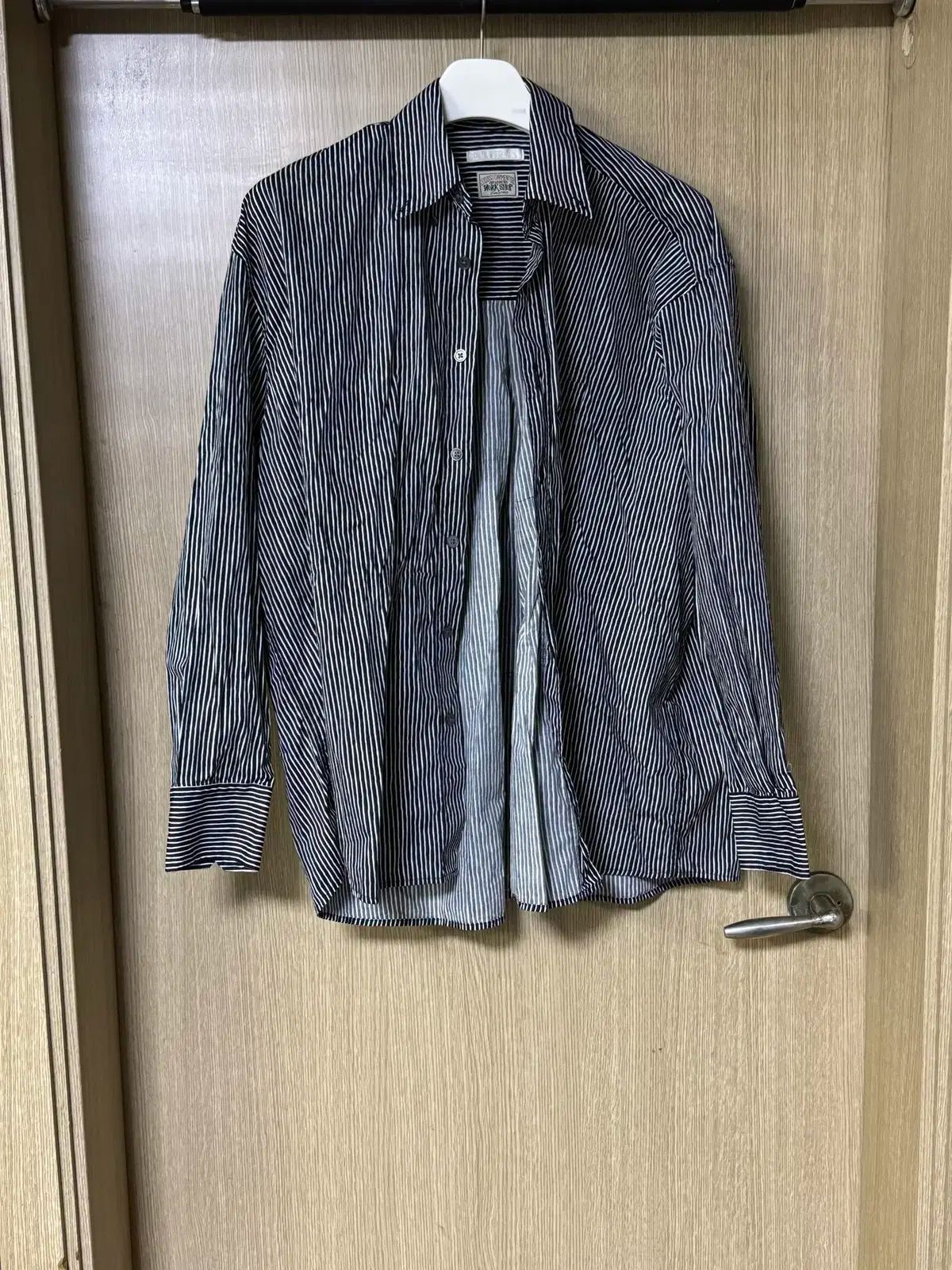 アワーレガシー STUSSY ボロー BDシャツ ブラック 白 ハンドストライプ