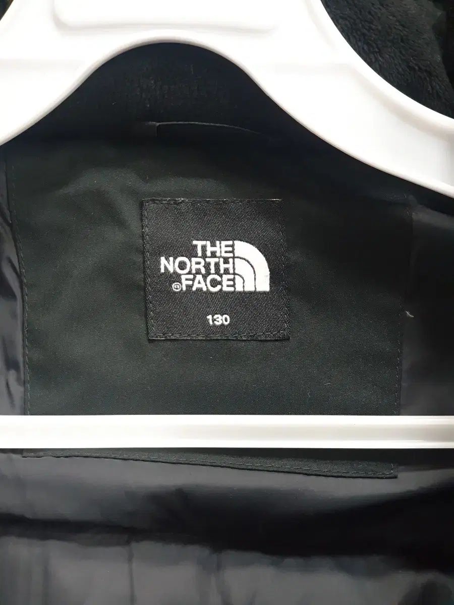  THE NORTH FACE ザノースフェイス ブラック アウター ダウン フード 取り外し 130 その他 ジャケット ブルゾン