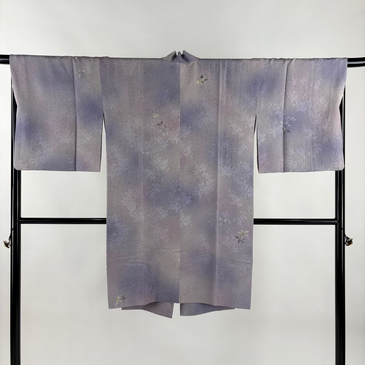 道中着 身丈100 cm 裄丈67 M 和装コート 着物衿 地紋 草花 金彩 ぼかし 灰紫 正絹