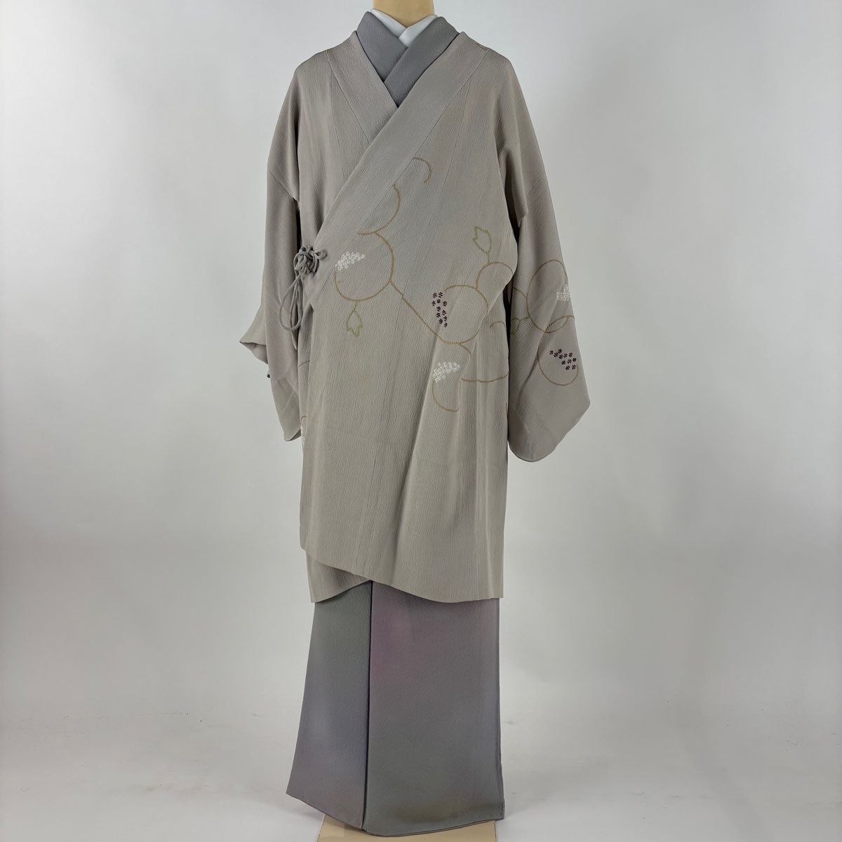道中着 身丈97 cm 裄丈64 M 和装コート 着物衿 葡萄唐草 絞り 刺繍 灰茶 正絹