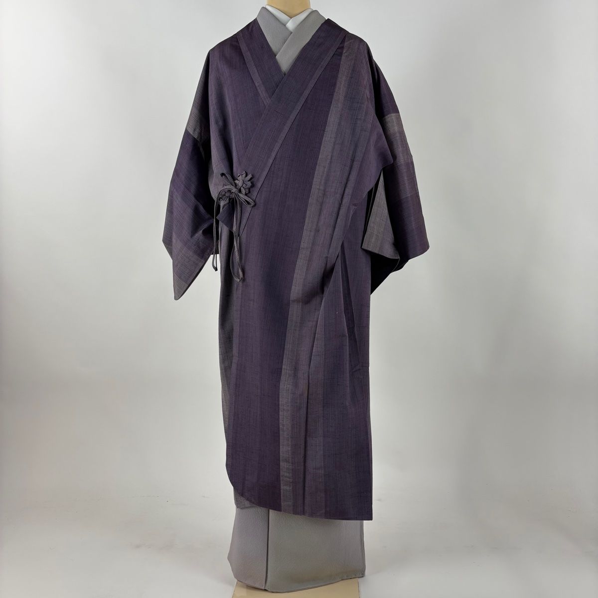 道中着 身丈119 cm 裄丈65 M 和装コート 着物衿 紬地 縞 紫 正絹