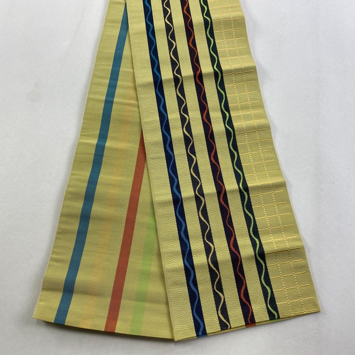 半幅帯 証紙 博多織 よろけ縞 格子 黄緑色 正絹