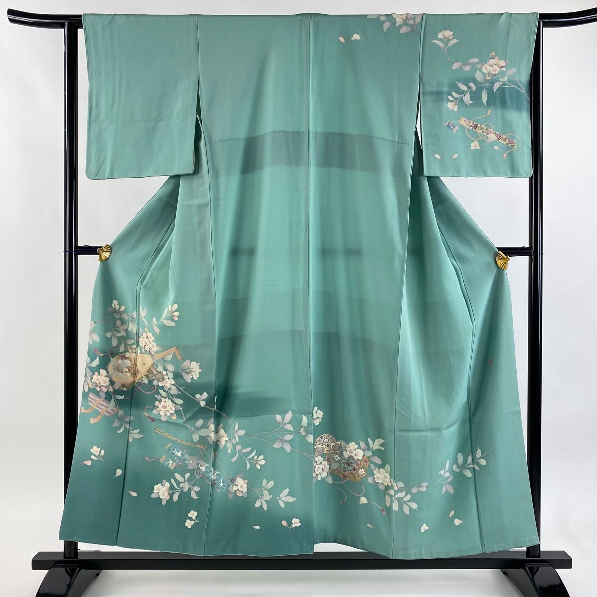 訪問着 身丈155 cm 裄丈63.5 S 袷 落款 和楽器 枝花 ぼかし 薄緑 正絹 秀品