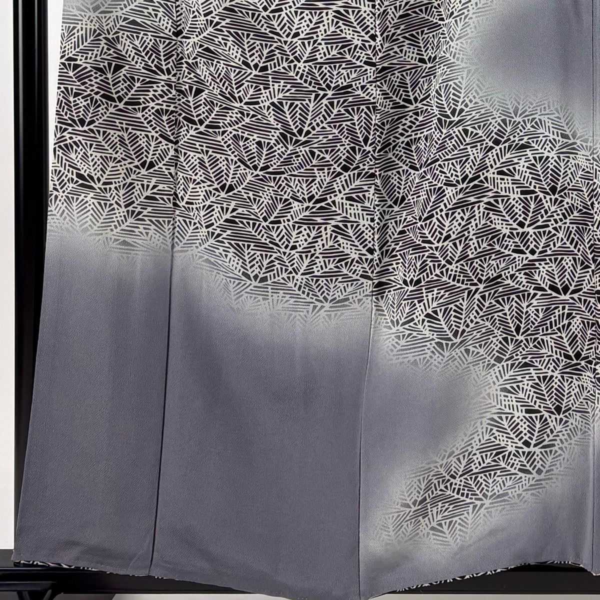 訪問着 身丈158 cm 裄丈63 S 袷 落款 松 ぼかし 縮緬 灰紫 正絹 秀品