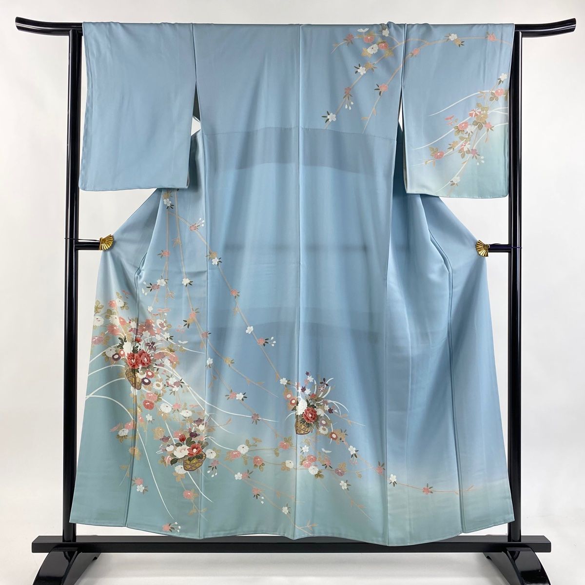 訪問着 身丈156 cm 裄丈64 M 袷 やまと 花籠 菊 金彩 ぼかし 水色 正絹 秀品