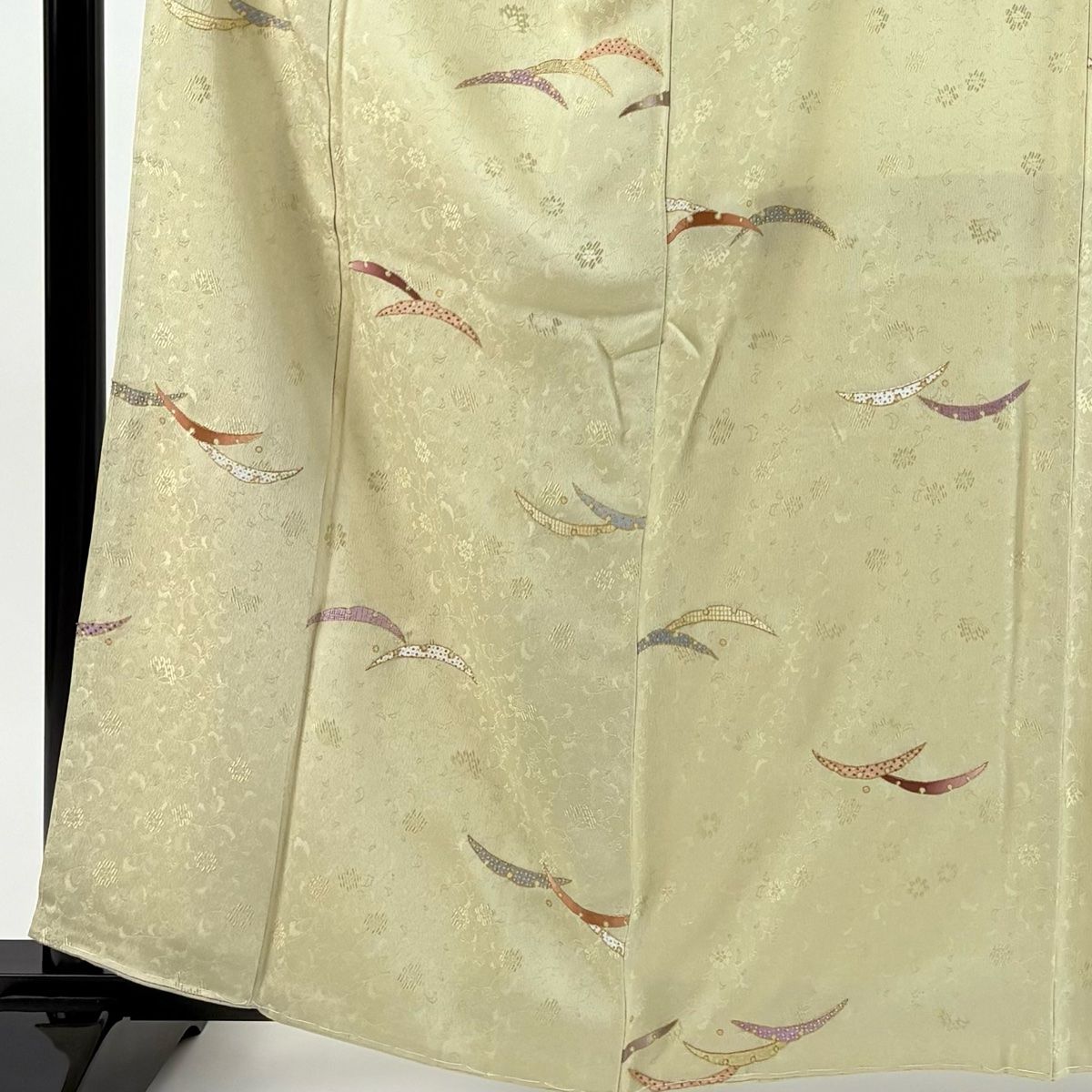 小紋 身丈162 cm 裄丈62 S 袷 雪芝 地紋 金糸 金彩 抹茶色 正絹