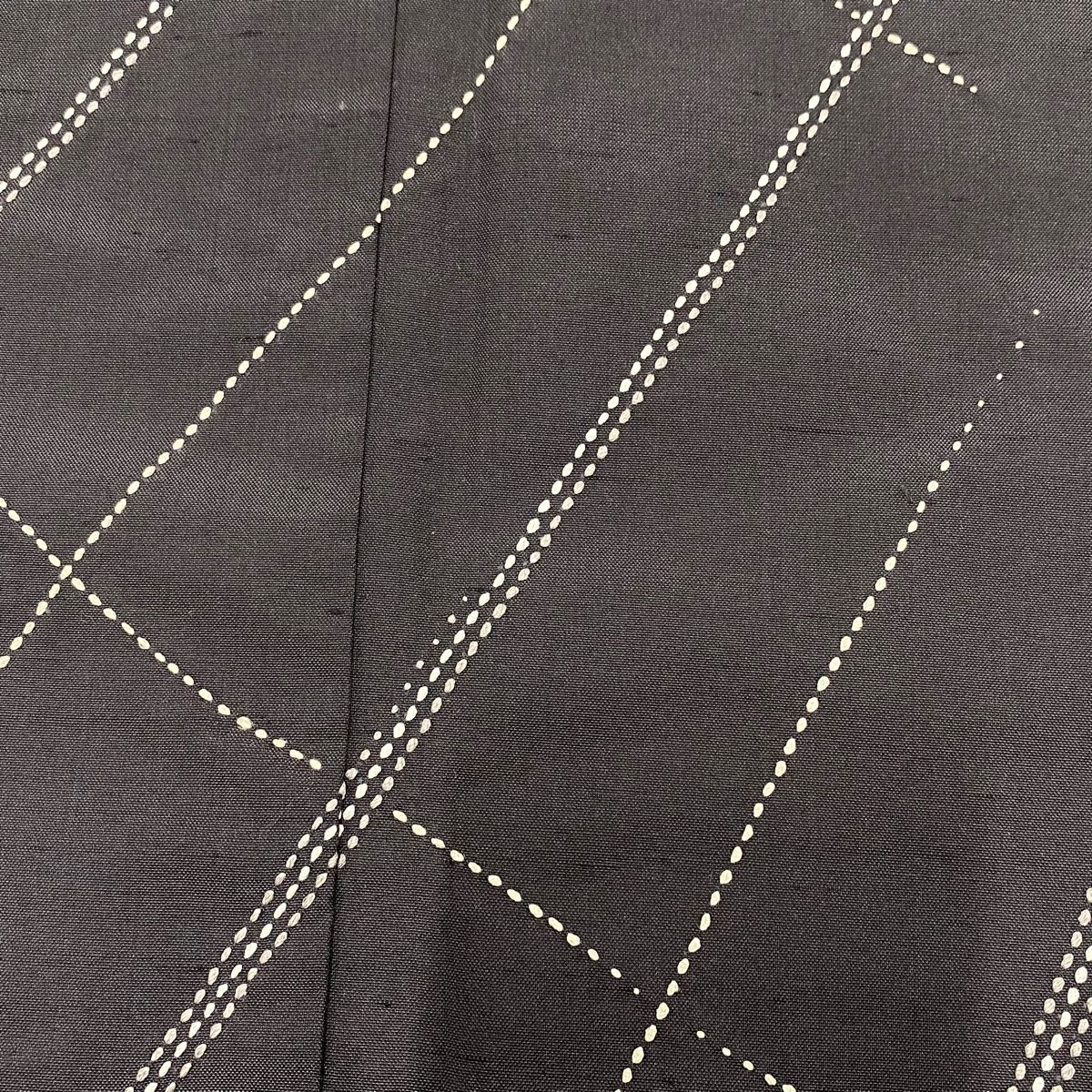  訪問着 身丈161 cm 裄丈66 M 袷 背抜き 落款 幾何学 刺し子 黒灰 正絹 訪問着 付け下げ 着物