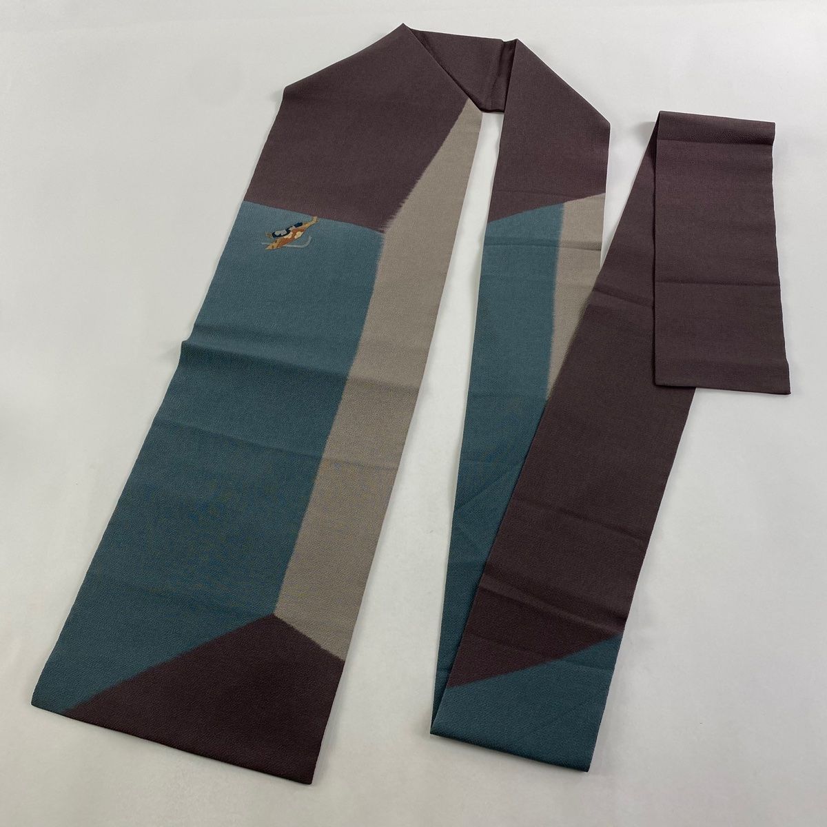  名古屋帯 秀品 幾何学模様 花 染め分け 縮緬 灰紫 正絹 名古屋帯 帯