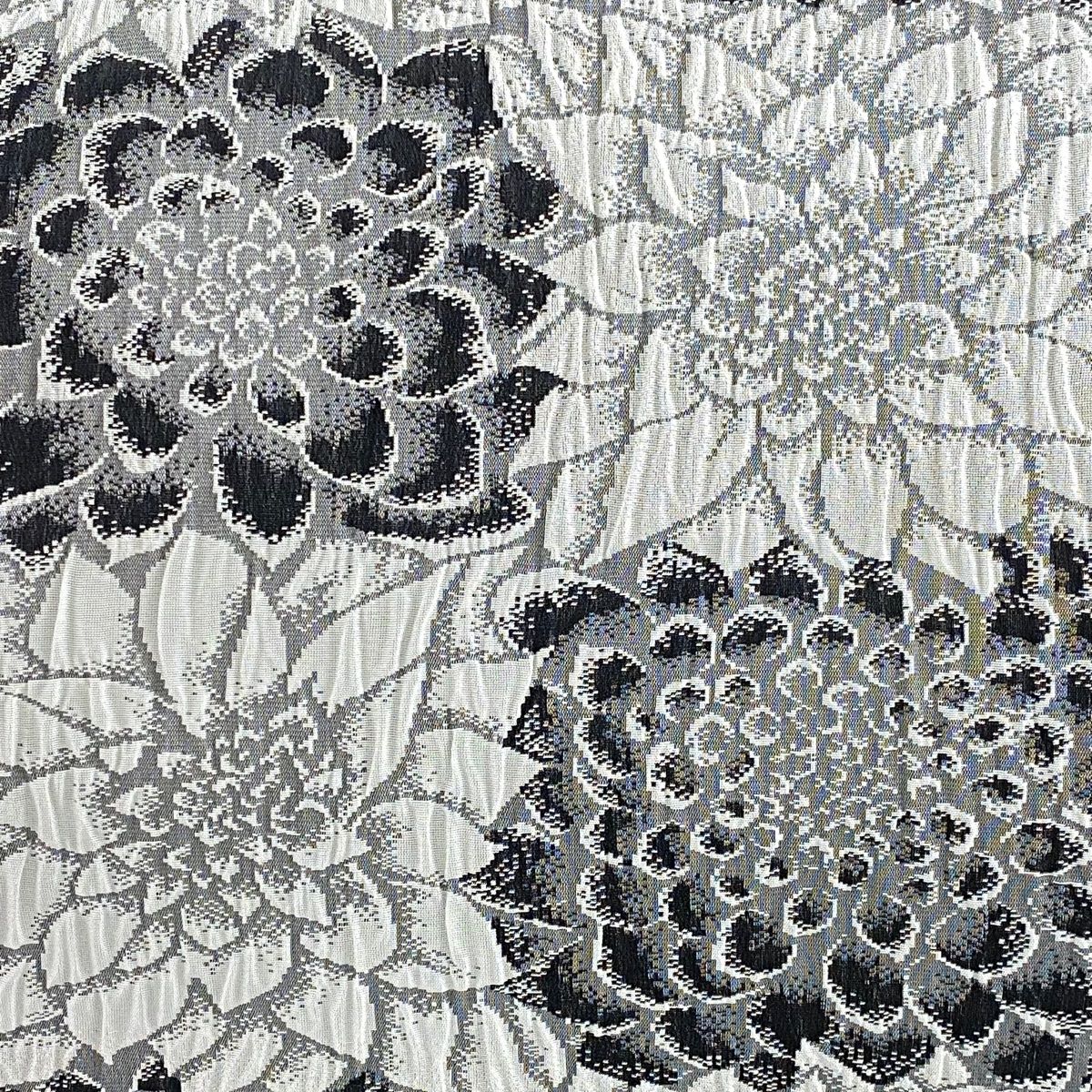 開き名古屋帯 秀品 菊 変わり市松 銀糸 膨れ織 灰色 正絹