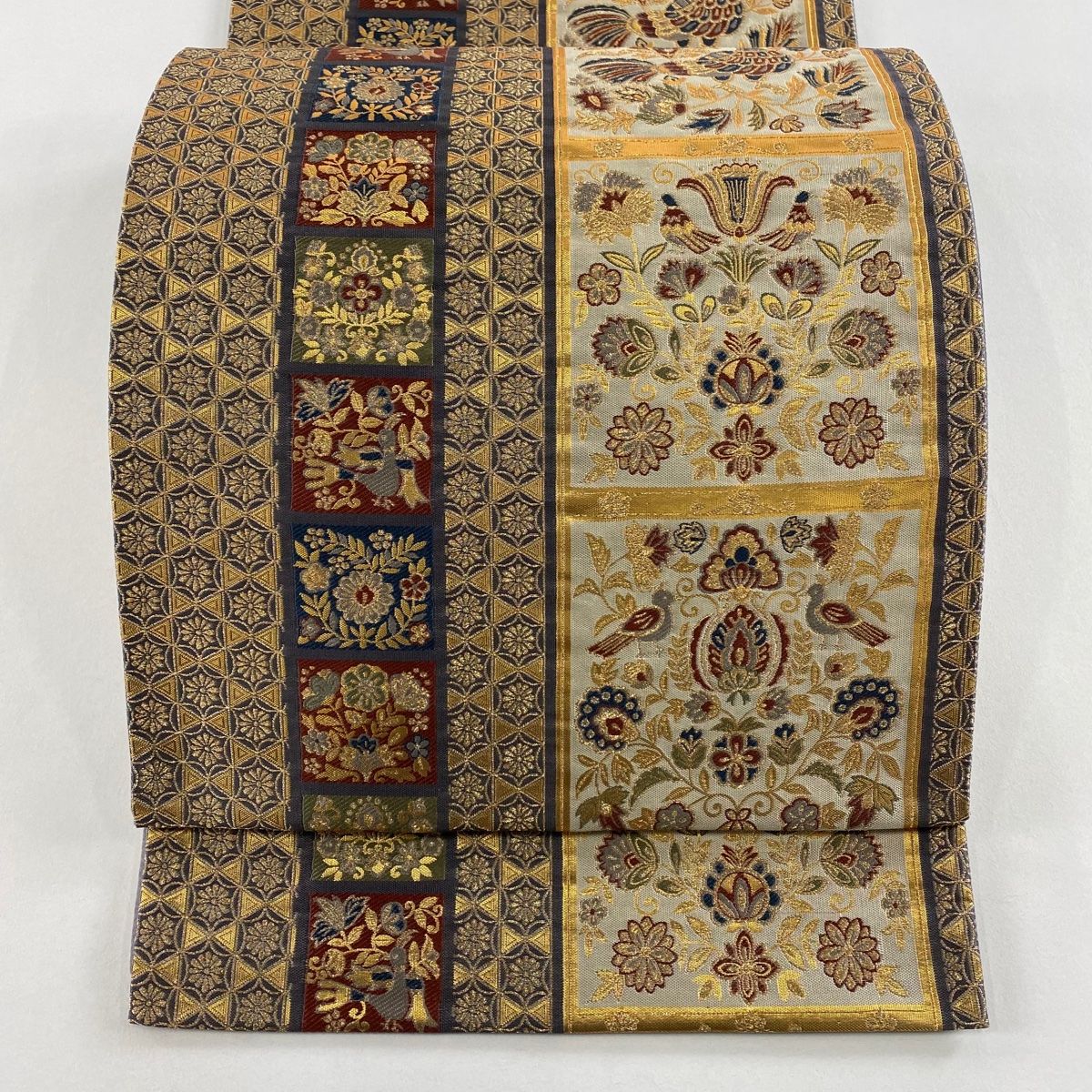 袋帯 秀品 鳥 花唐草 箔 唐織 灰色 六通 正絹