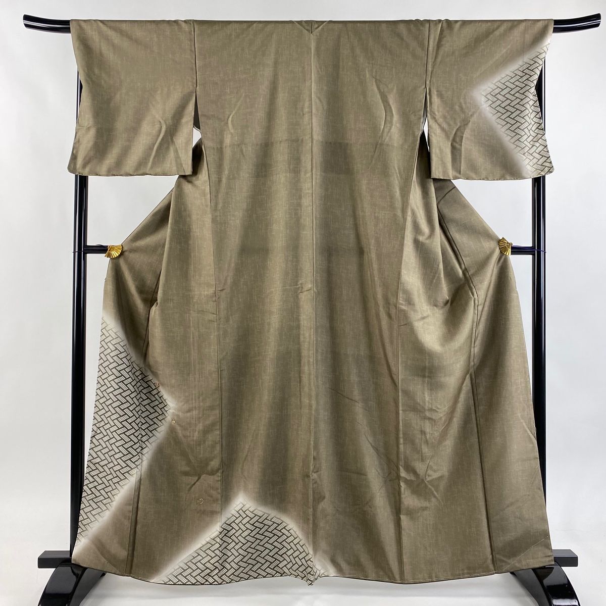 付下げ 身丈163 5 cm 裄丈69 L 袷 花 疋田 刺繍 ぼかし 茶緑色 正絹 秀品