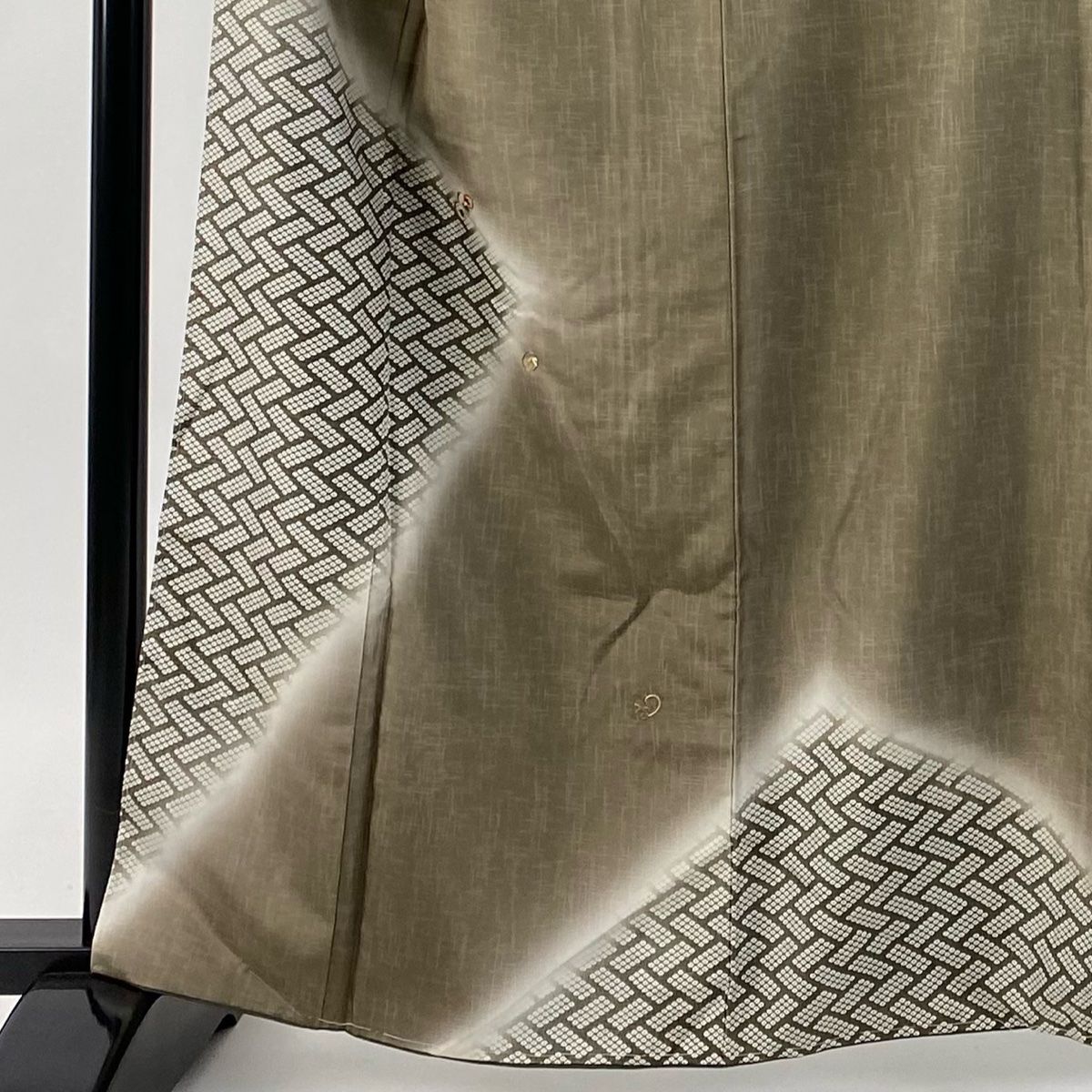 付下げ 身丈163.5 cm 裄丈69.5 L 袷 花 疋田 刺繍 ぼかし 茶緑色 正絹 秀品