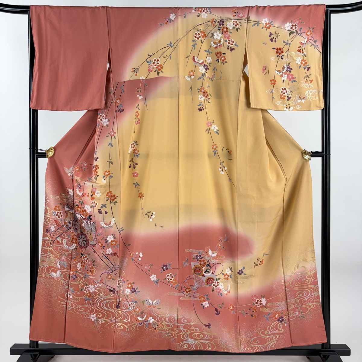 訪問着 身丈158 cm 裄丈66 5 M 袷 御所車 蝶 金銀彩 ぼかし ピンク 正絹 秀品