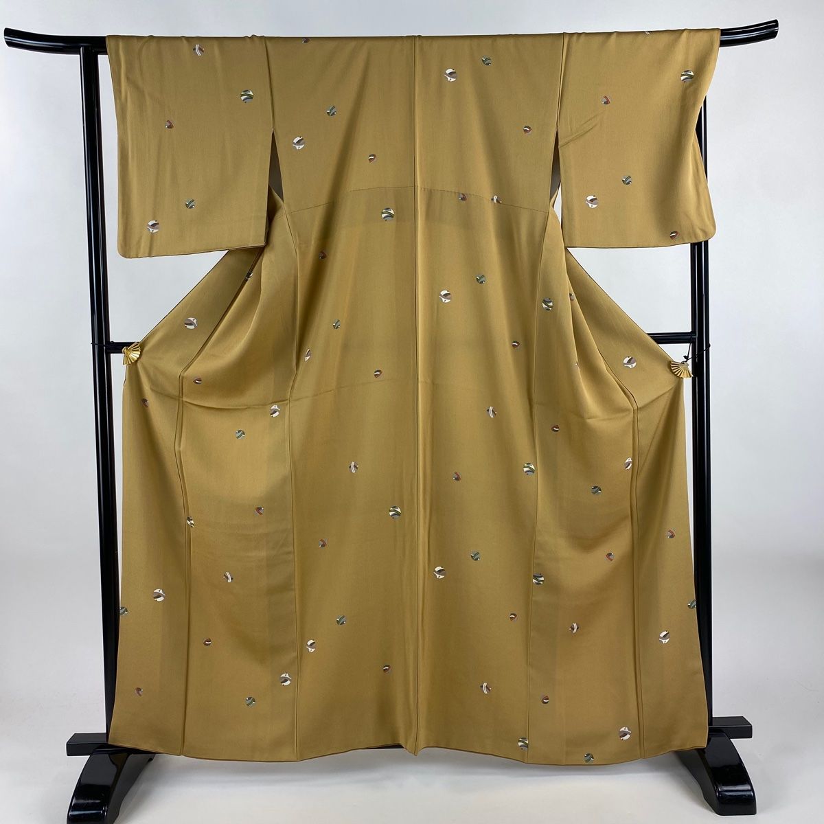 小紋 身丈162.5 cm 裄丈66 M 袷 鈴 黄土色 正絹 秀品