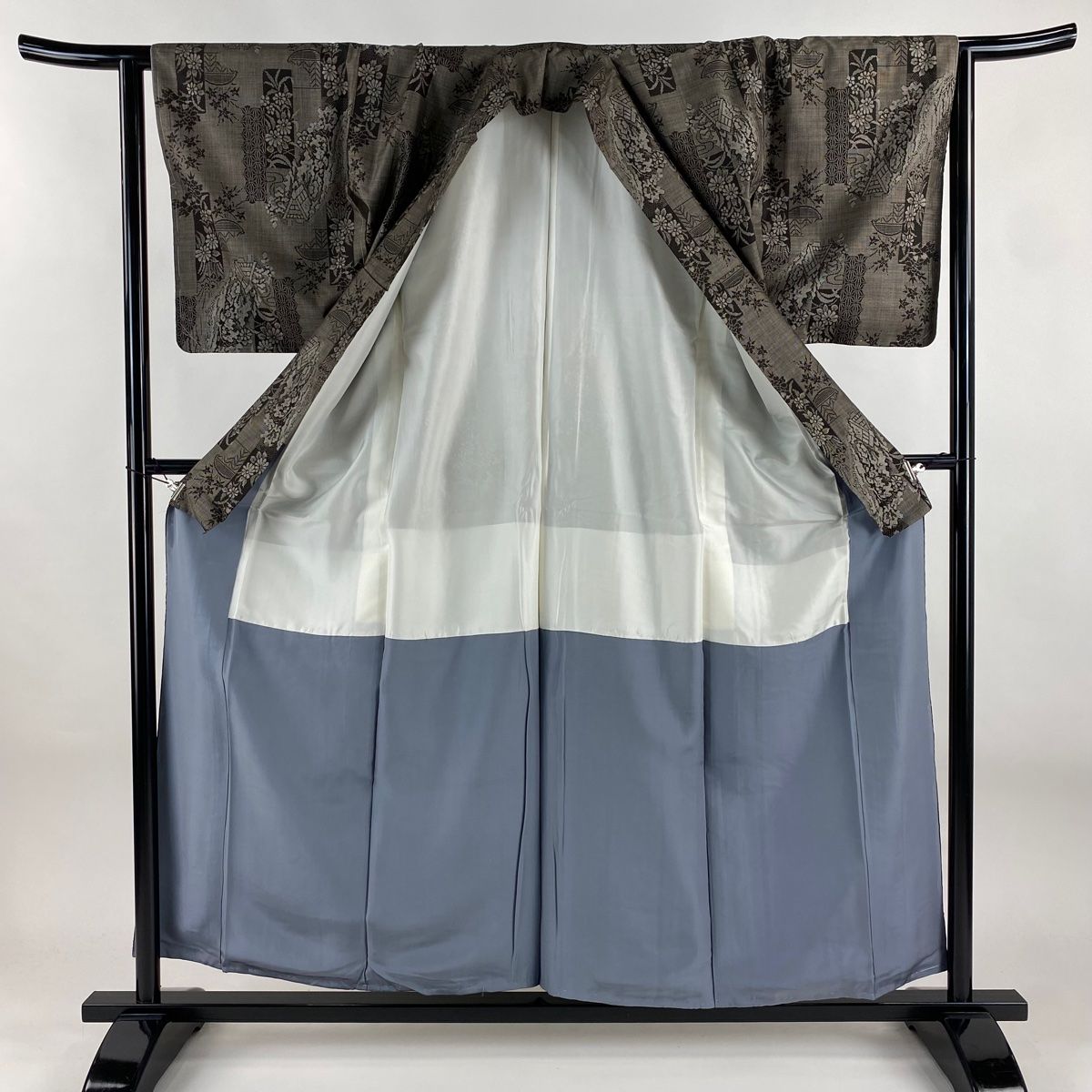  紬 身丈158 5 cm 裄丈64 M 袷 草花 家屋 焦茶色 正絹 秀品 紬 着物