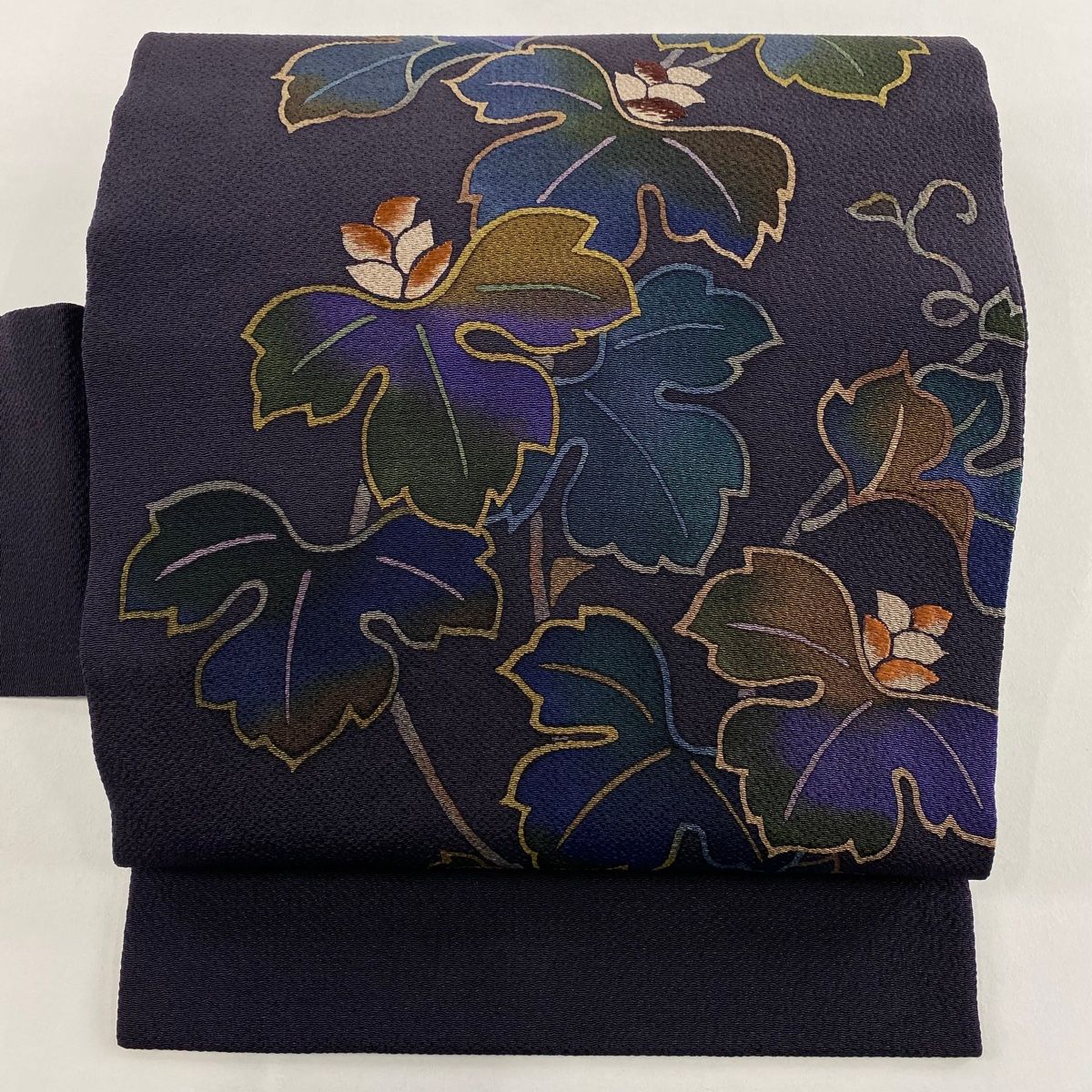 名古屋帯 秀品 蔦 縮緬 金糸 濃紫 正絹
