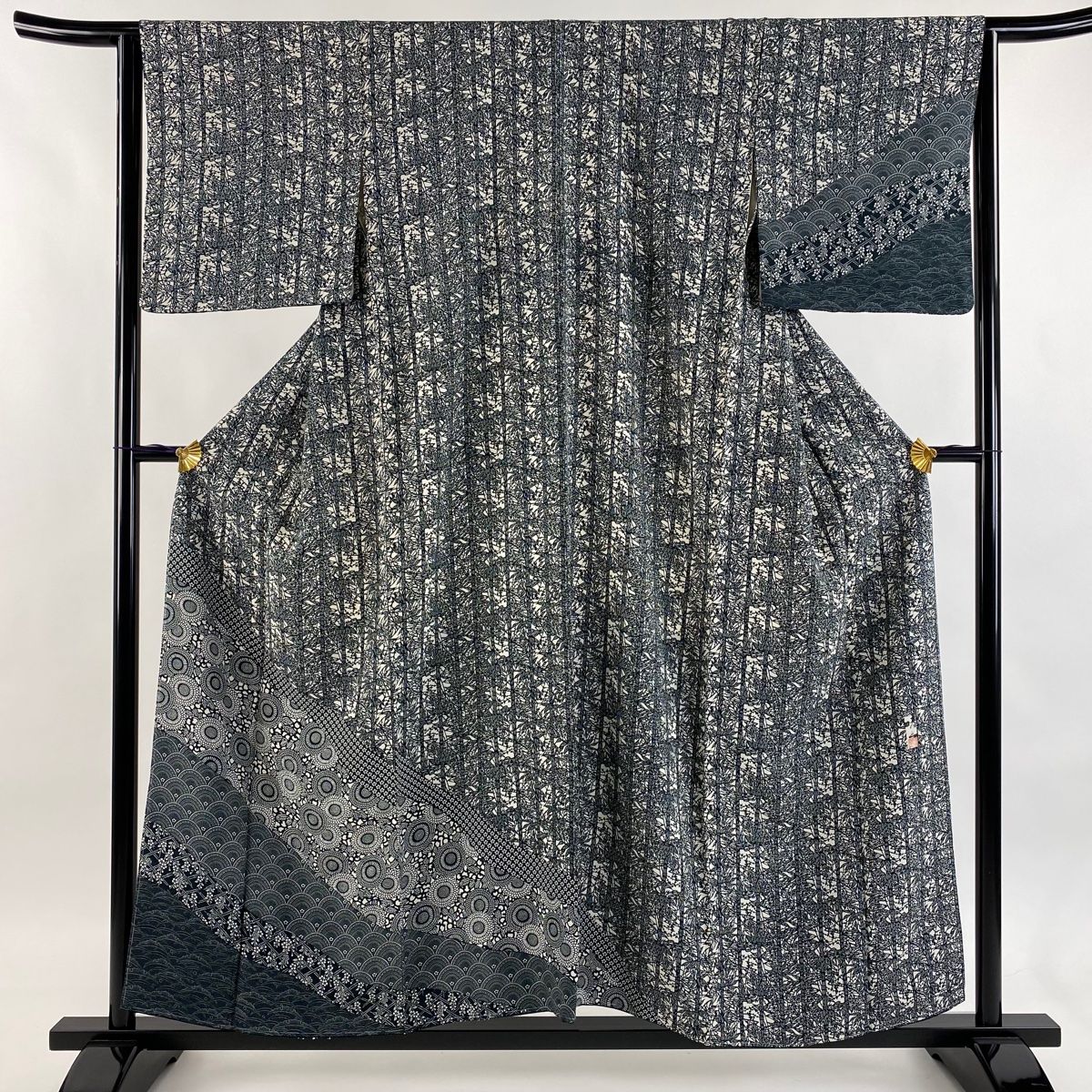 付下げ 身丈155 cm 裄丈65 M 袷 落款 菊 青海波 深緑 正絹 秀品