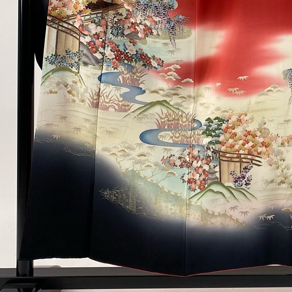 振袖 身丈154.5 cm 裄丈63.5 S 袷 風景 建物 金銀彩 ぼかし 赤 正絹 秀品