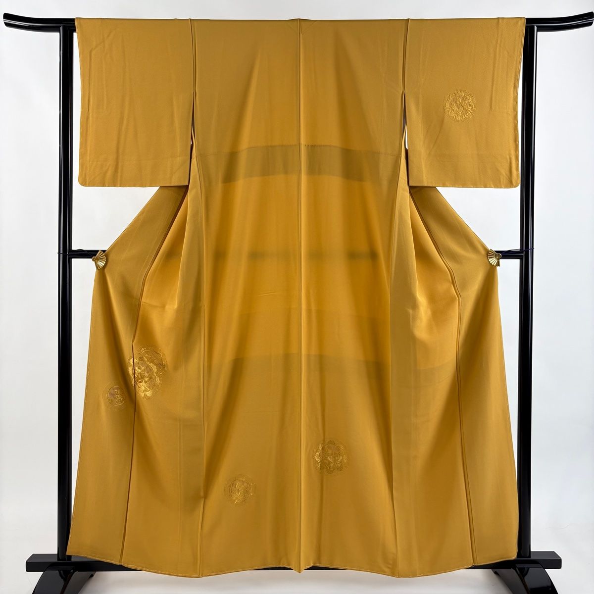 付下げ 身丈159 5 cm 裄丈63 S 袷 鏡裏文 牡丹 刺繍 山吹色 正絹 秀品