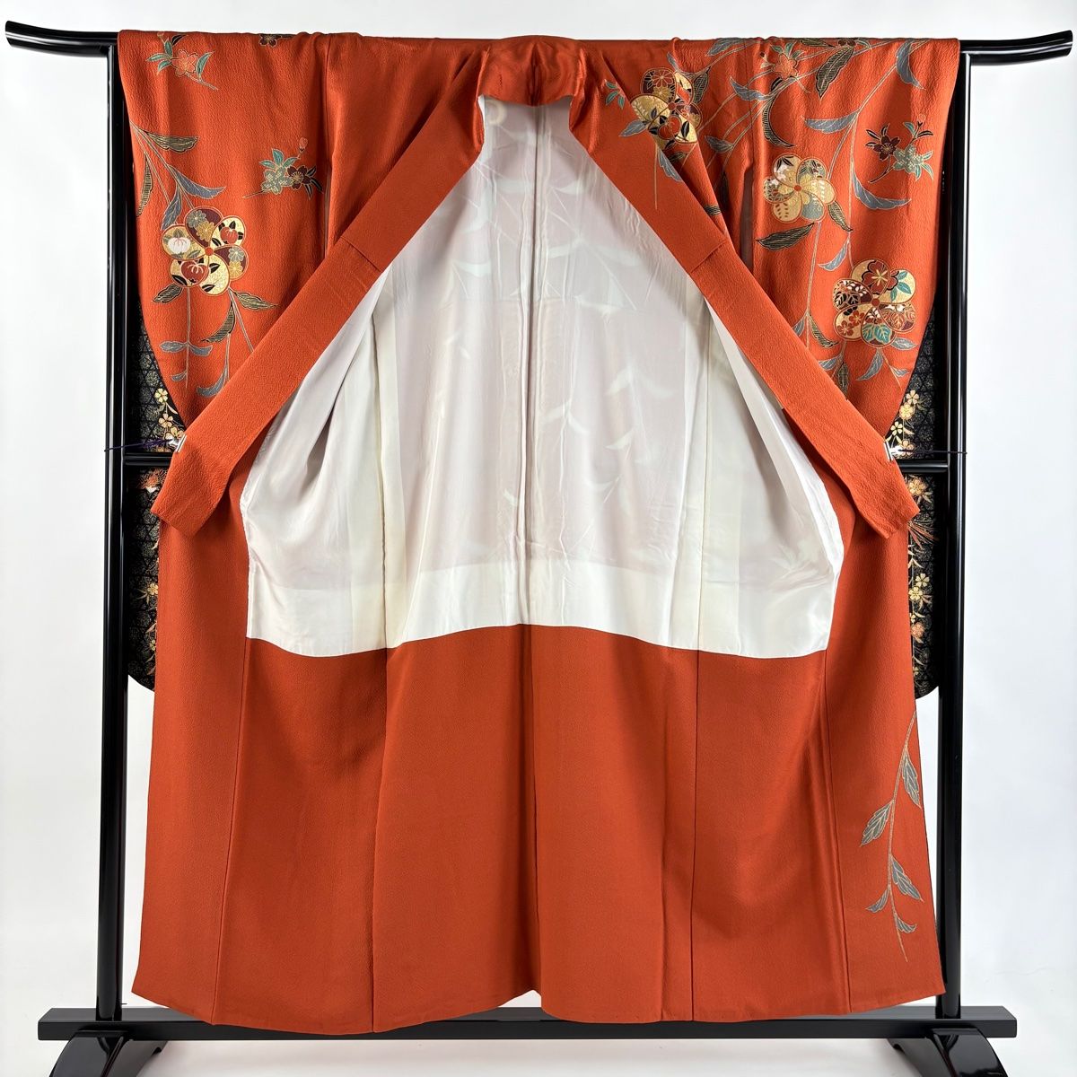  振袖 身丈155 cm 裄丈65 M 袷 ねじ梅 枝垂れ桜 金糸 金彩 朱色 正絹 秀品 振袖 着物