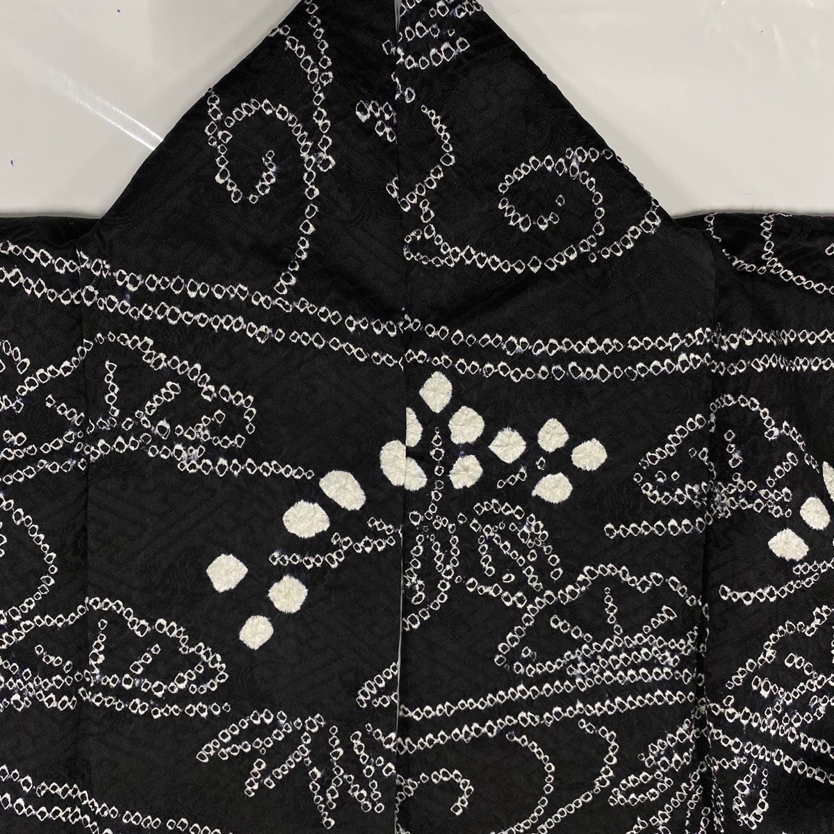  訪問着 身丈154 cm 裄丈63.5 S 袷 松 流水 絞り 黒 正絹 秀品 訪問着 付け下げ 着物