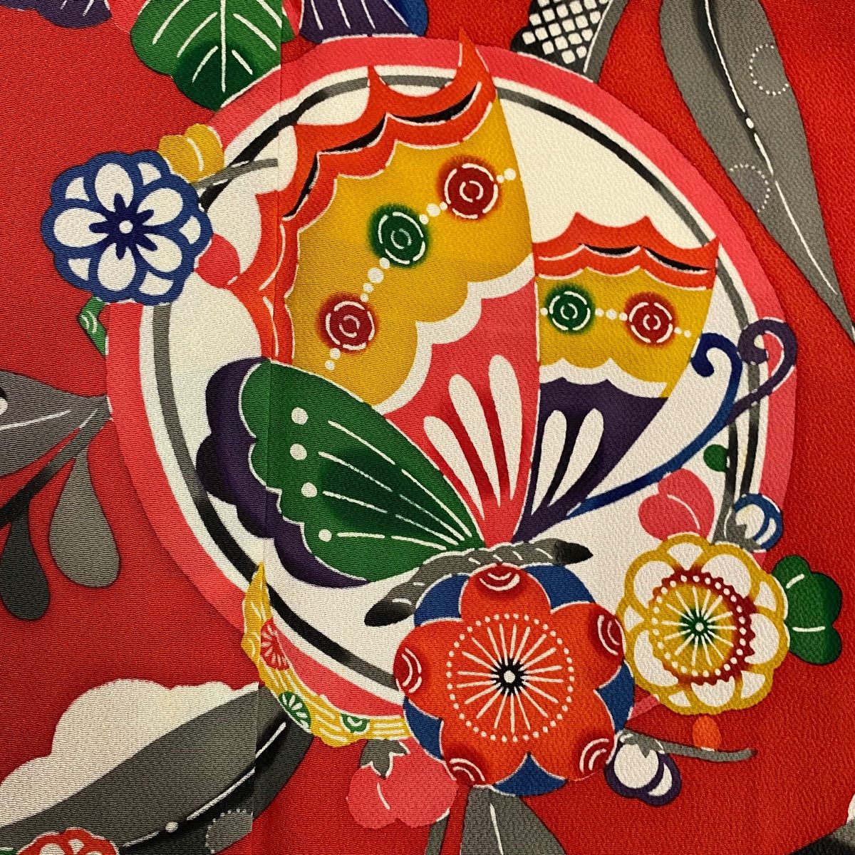  振袖 身丈158 5 cm 裄丈64 M 袷 落款 蝶 梅 縮緬 赤 正絹 秀品 振袖 着物