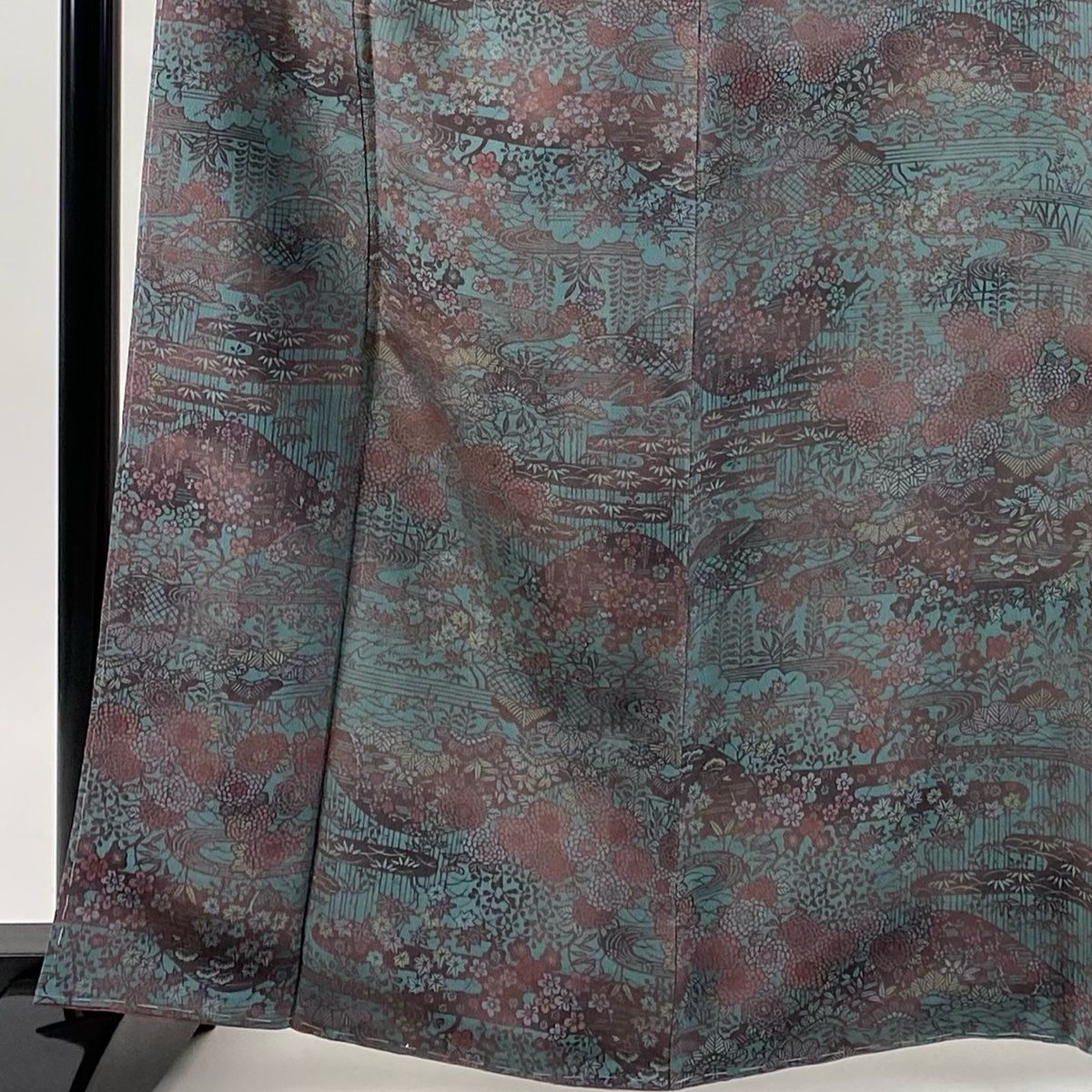 小紋 身丈162 cm 裄丈65 M 袷 南部幸雄 やまとやまと 落款 松竹梅 雲文 縮緬 灰緑 正絹 秀品
