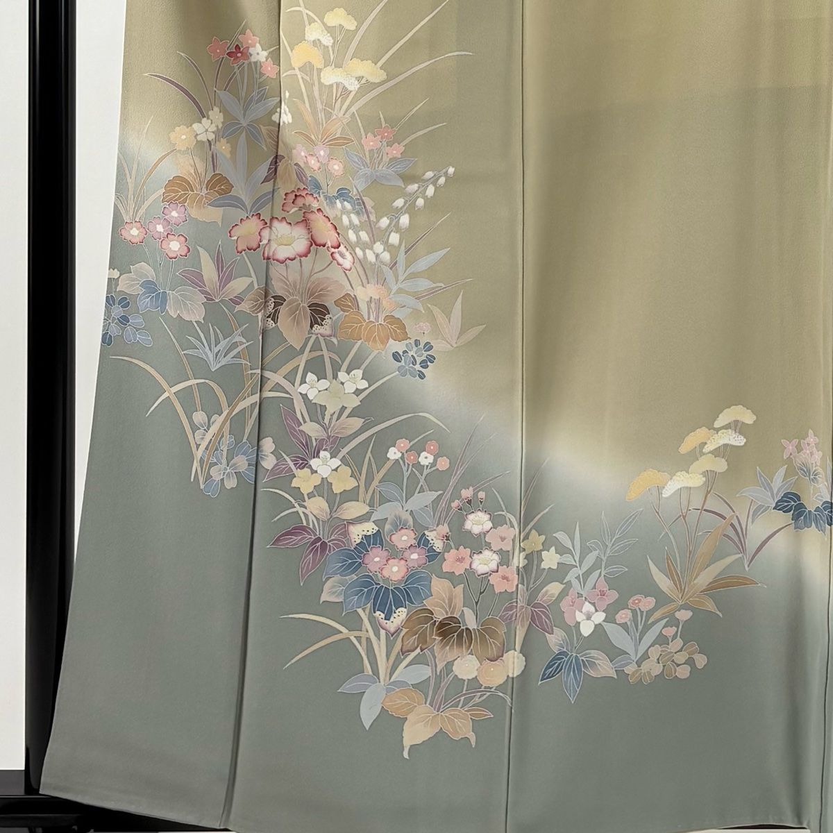 訪問着 身丈159.5 cm 裄丈65.5 M 袷 草花 ぼかし ベージュ 正絹 秀品