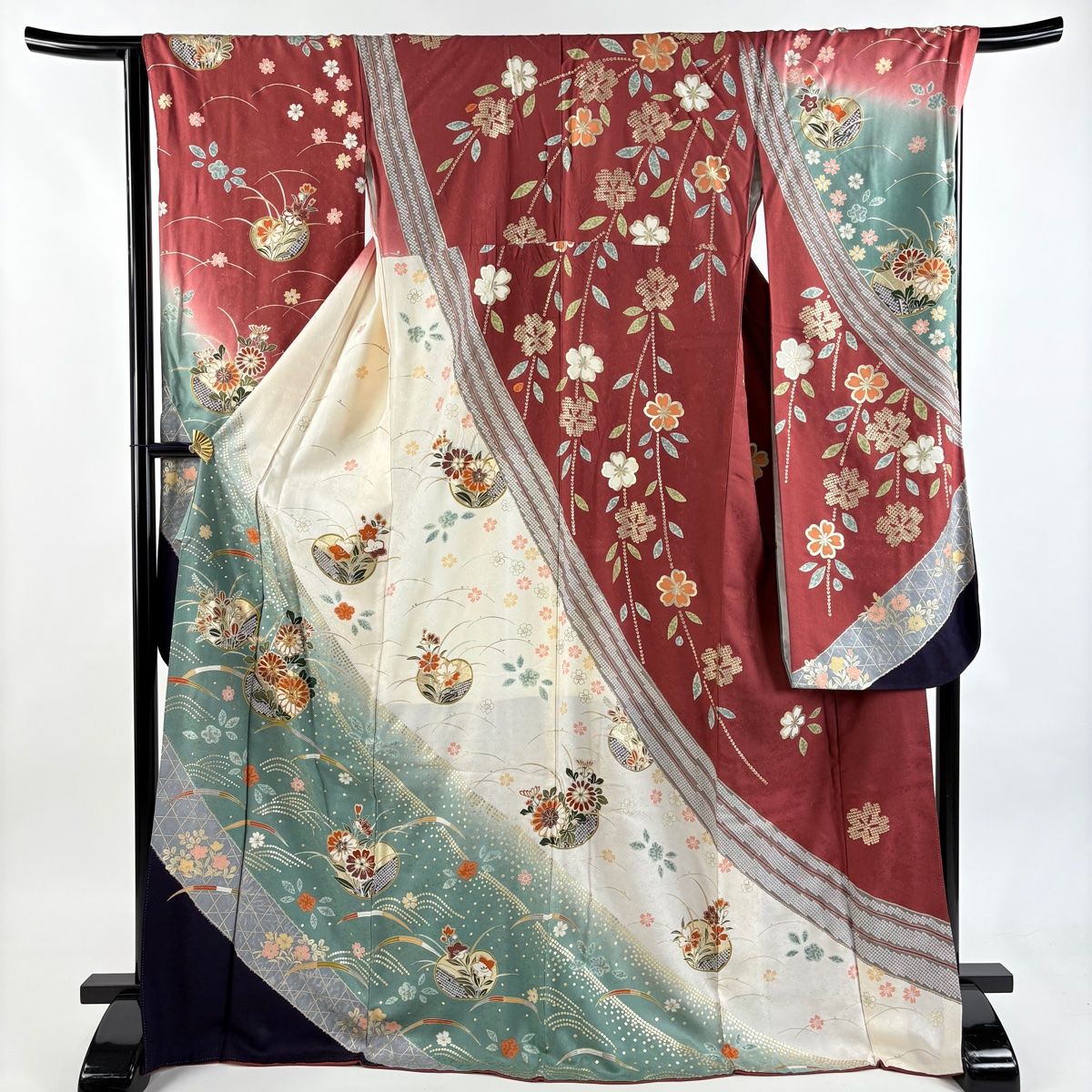 振袖 身丈171 cm 裄丈67 M 袷 草花 芝 金糸 金彩 小豆色 正絹 秀品