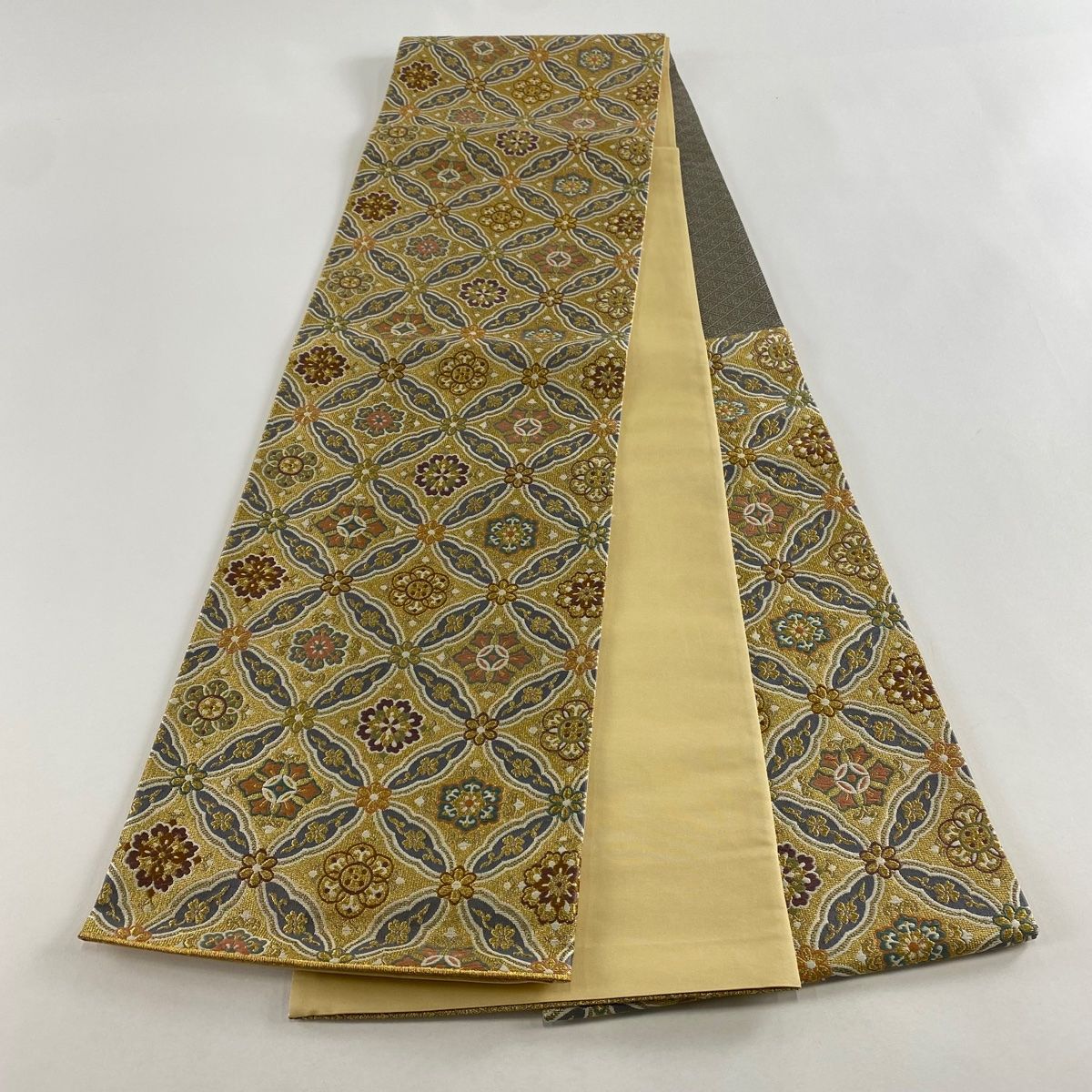 正絹✿瑞花文　 宝相華　金糸　袋帯 正絹✿瑞花文 宝相華 金糸 袋帯