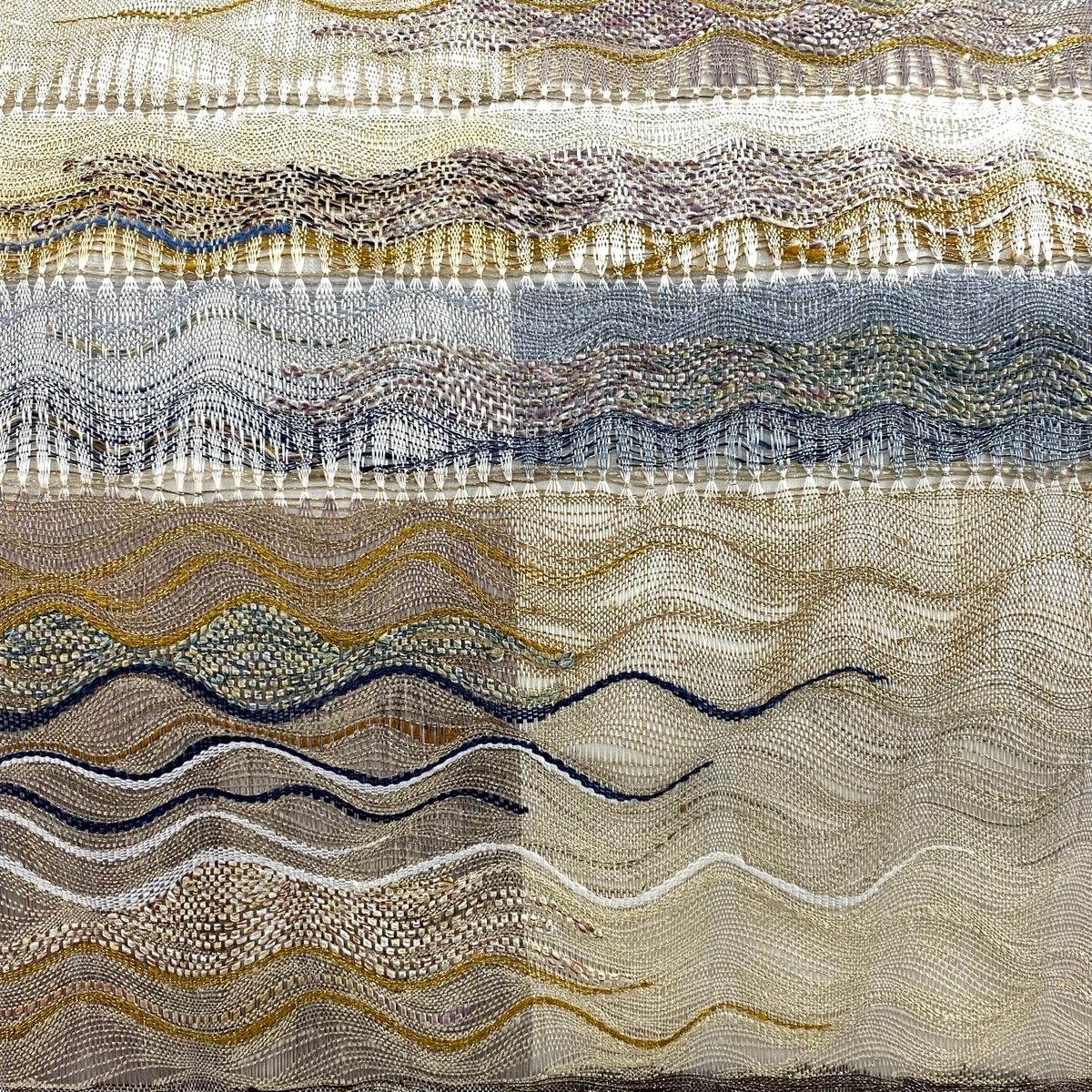 袋帯 秀品 波 市松 金銀糸 クリーム 六通 正絹