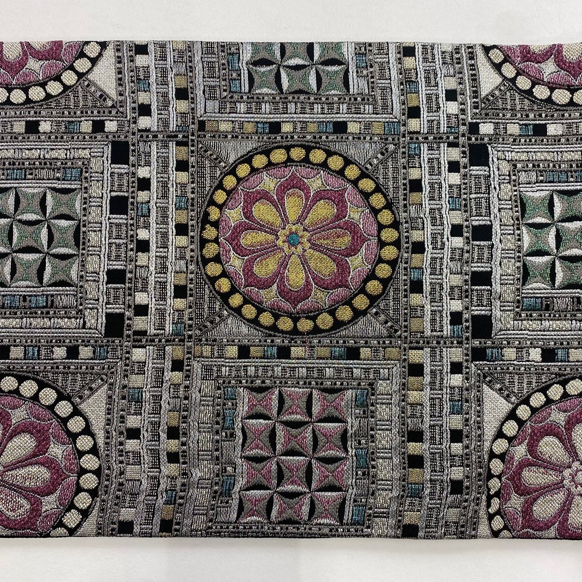  袋帯 秀品 華文 幾何学 箔 銀糸 銀色 六通 正絹 袋帯 帯