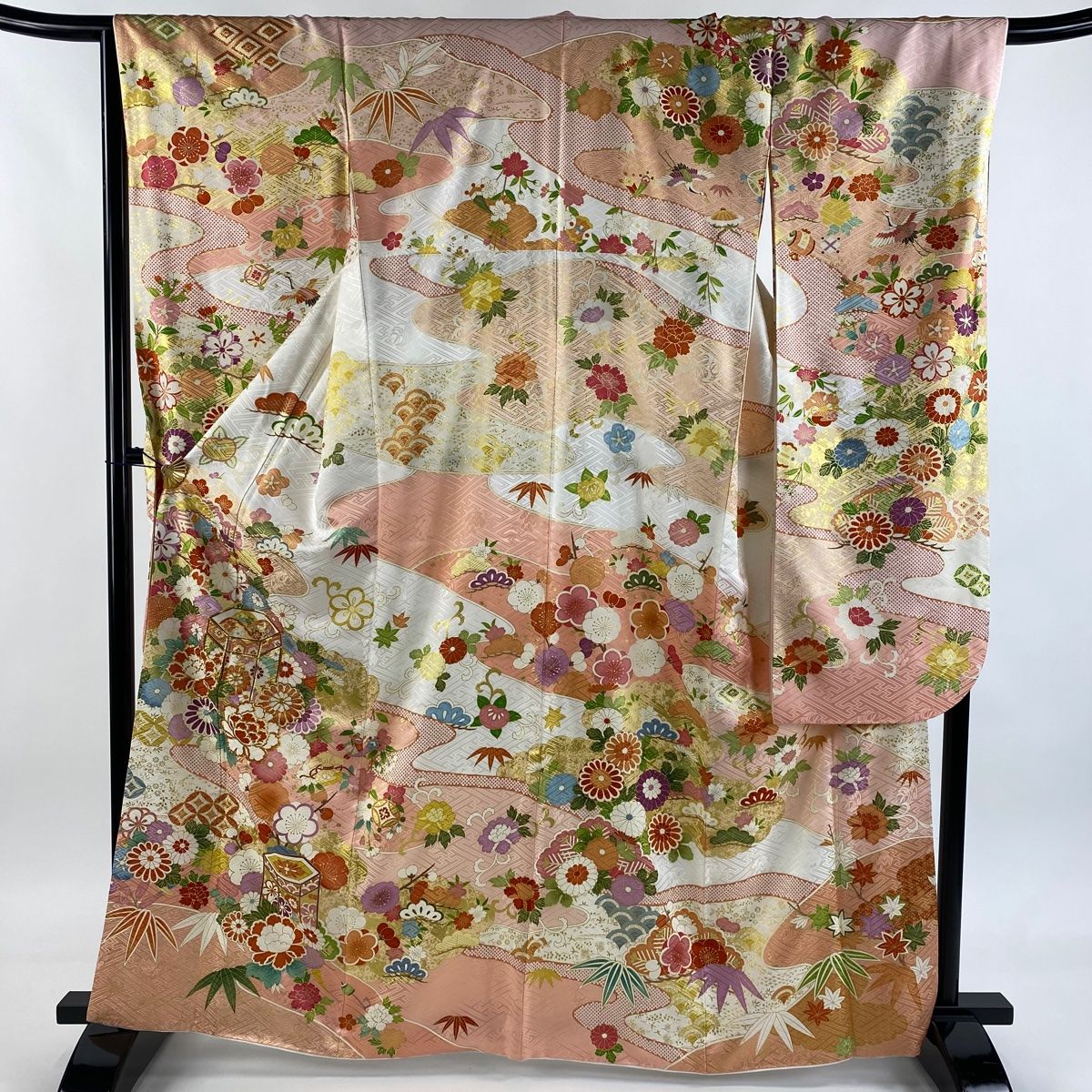  振袖 身丈164.5 cm 裄丈68 L 袷 袋帯フルセット 貝桶 草花 金糸 金彩 薄ピンク 正絹 振袖 着物