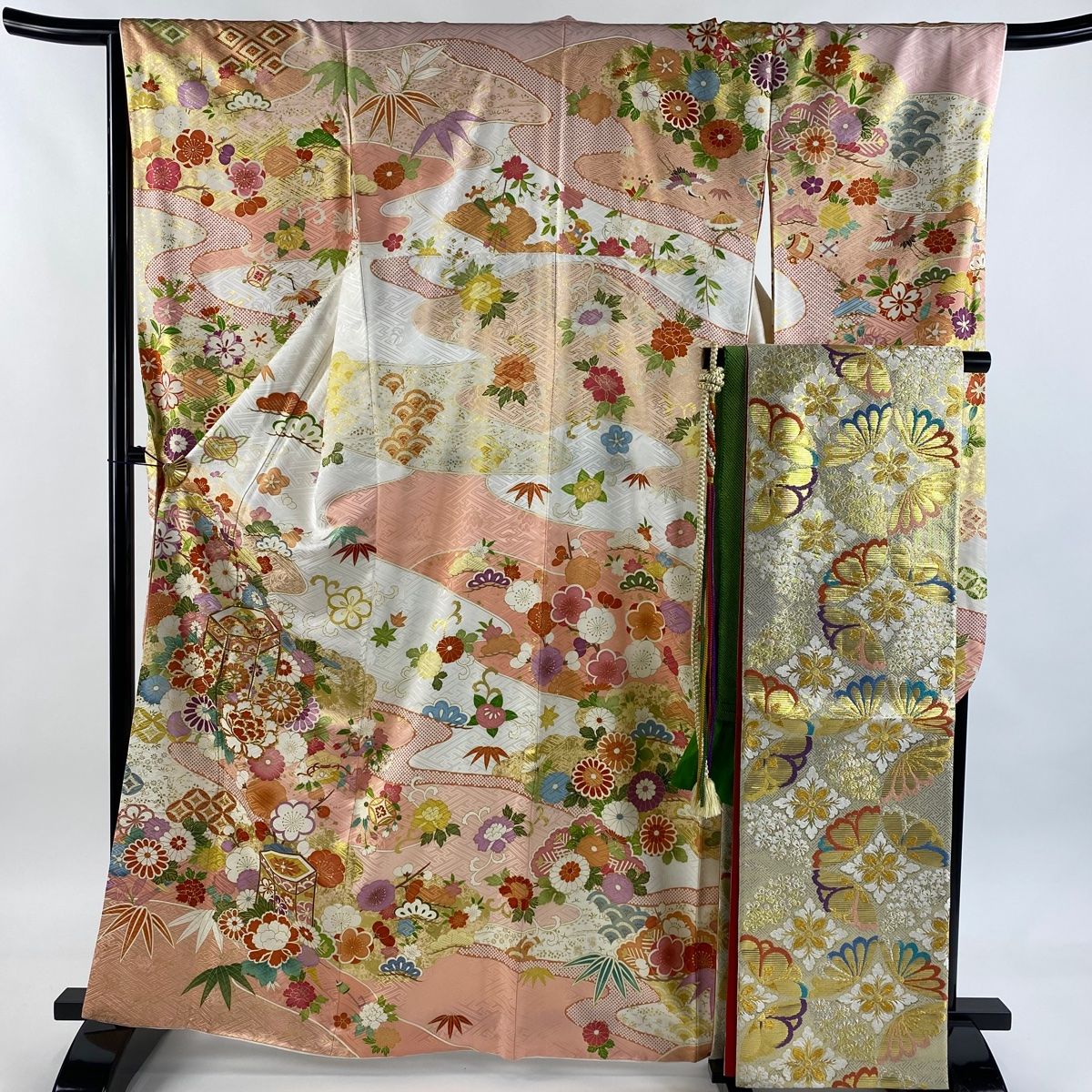 振袖 身丈164.5 cm 裄丈68 L 袷 袋帯フルセット 貝桶 草花 金糸 金彩 薄ピンク 正絹