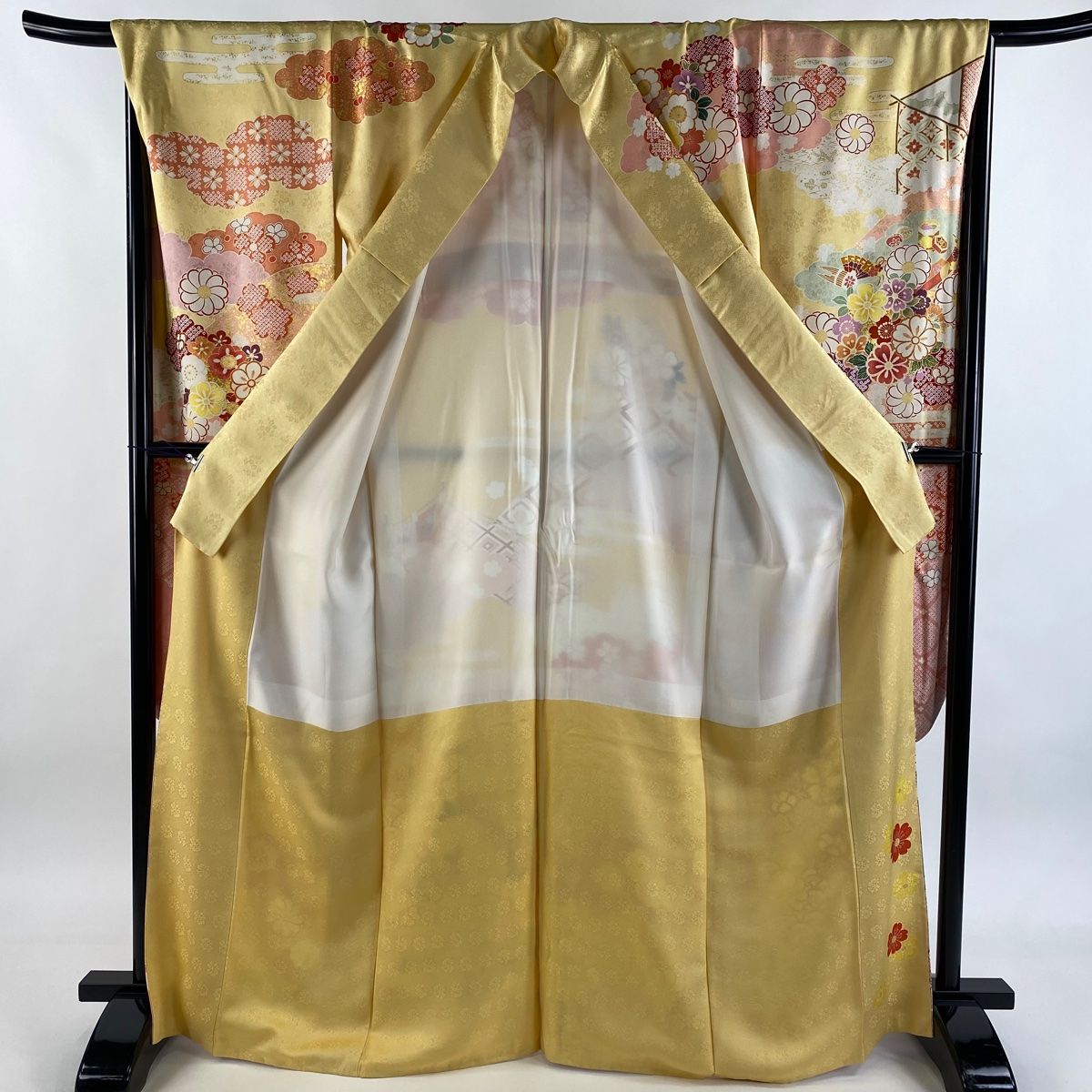  振袖 身丈167.5 cm 裄丈68.5 L 袷 袋帯フルセット 草花 幔幕 金糸 金彩 薄黄 正絹 振袖 着物