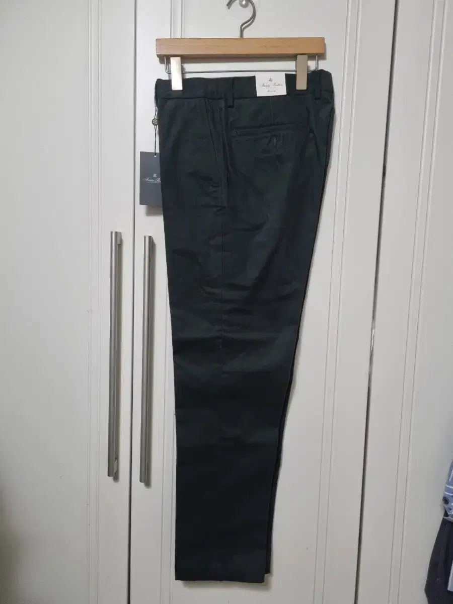 ブルックス ブラザーズ Brooks Brothers メンズ ズボン 新 商品です-