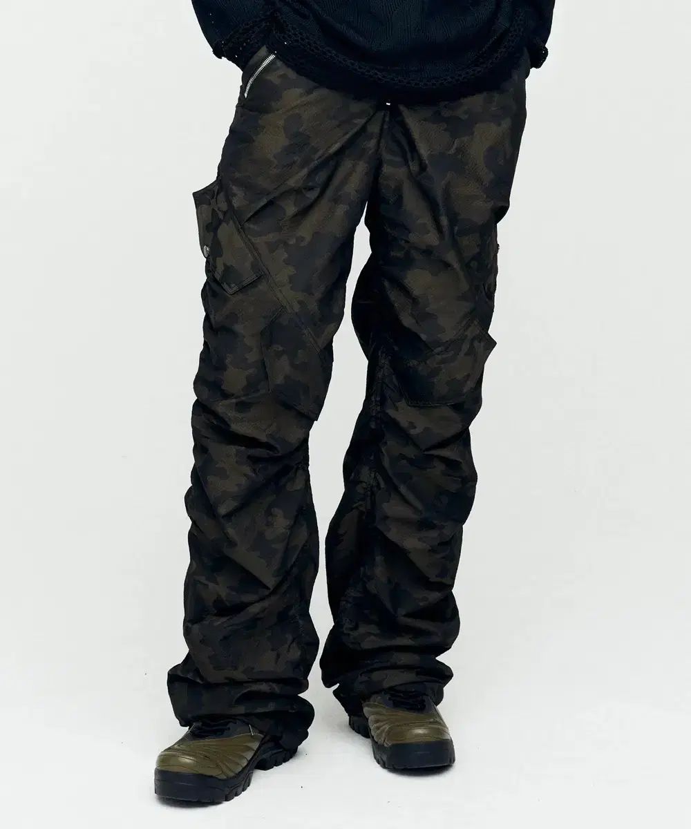 アンダースンベル JENO ミリタリー パンツ 52