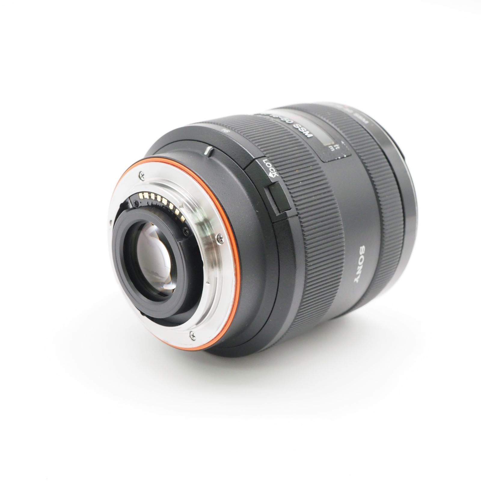 Aマウント 明るい大口径ズームレンズ