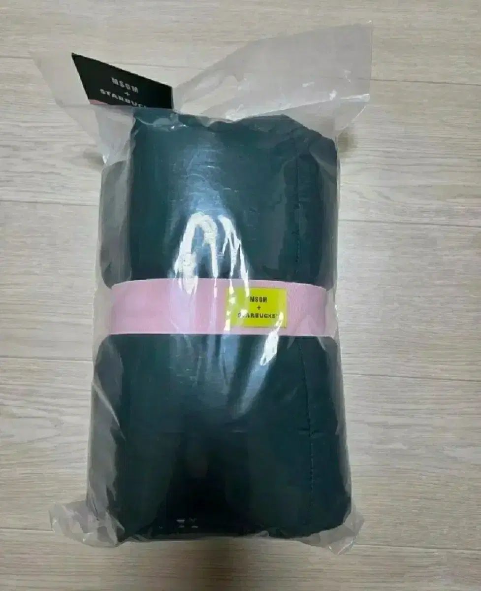 スターバックス フリークエンシー ブランケット MSGM