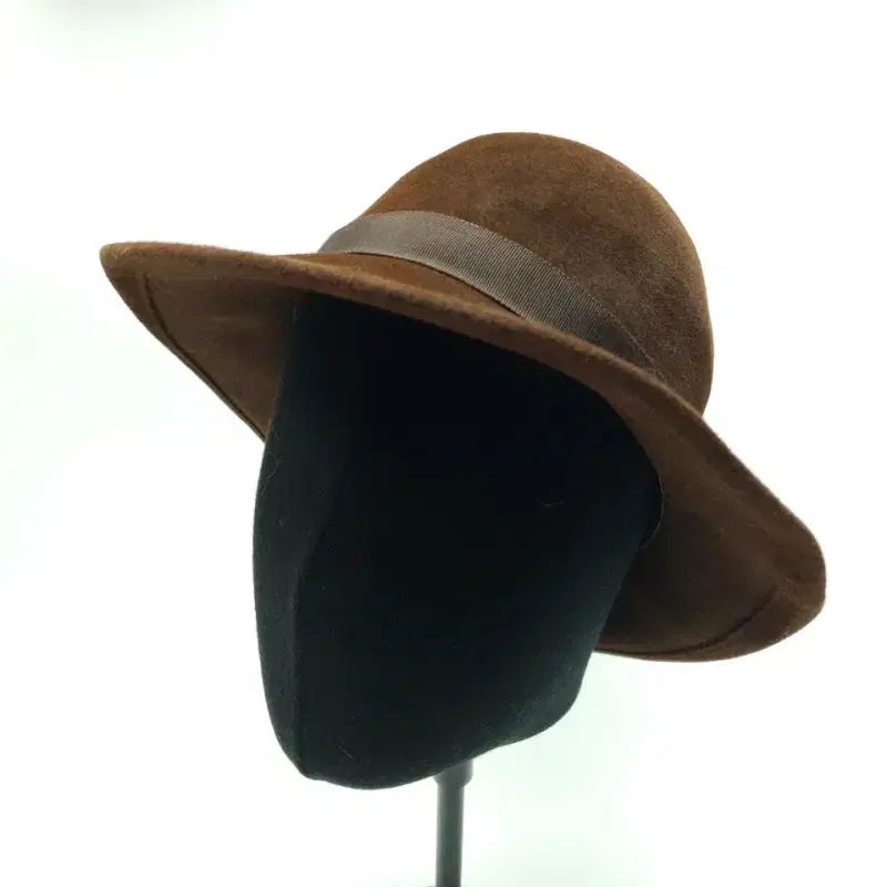 クリスチャン オジャール カシミアフェルト フェドラ A 343