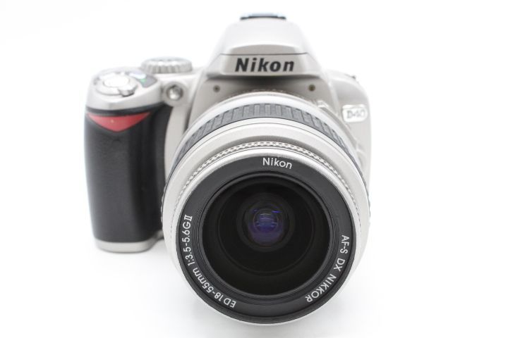 シャッター数10 137枚 化粧 き Nikon ニコン デジタル一眼レフカメラ D40 レンズキット シルバー D40SLK LE2025830