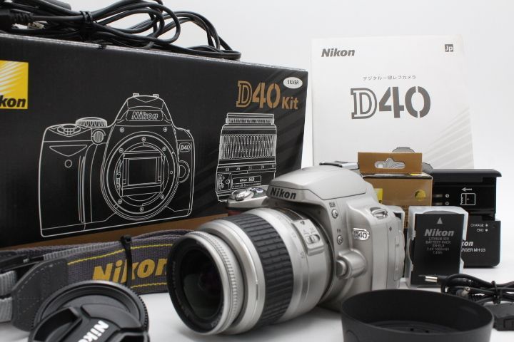 シャッター数10 137枚 化粧 き Nikon ニコン デジタル一眼レフカメラ D40 レンズキット シルバー D40SLK LE2025830